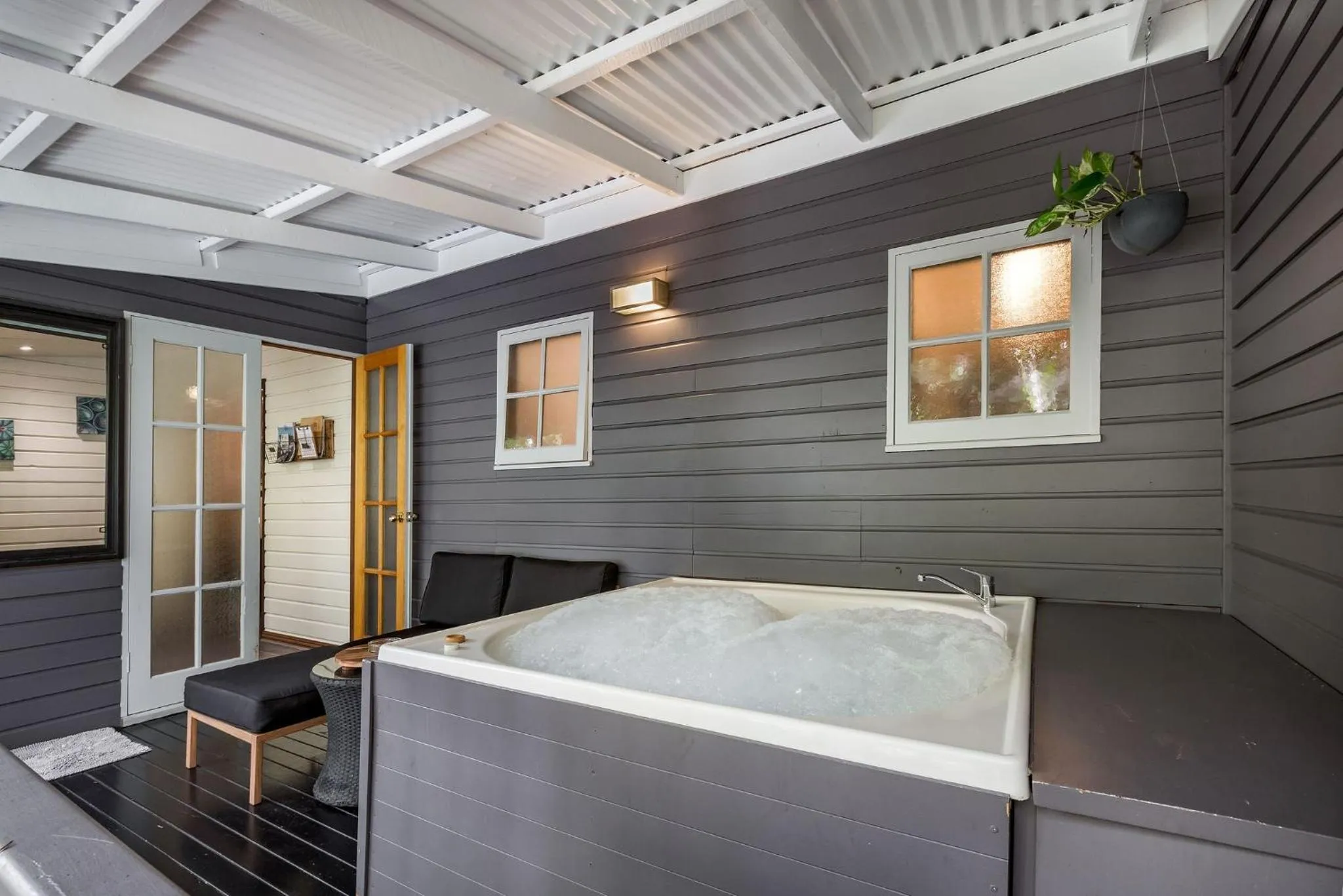 Hot Tub in Yallingup Lodge Spa Retreat