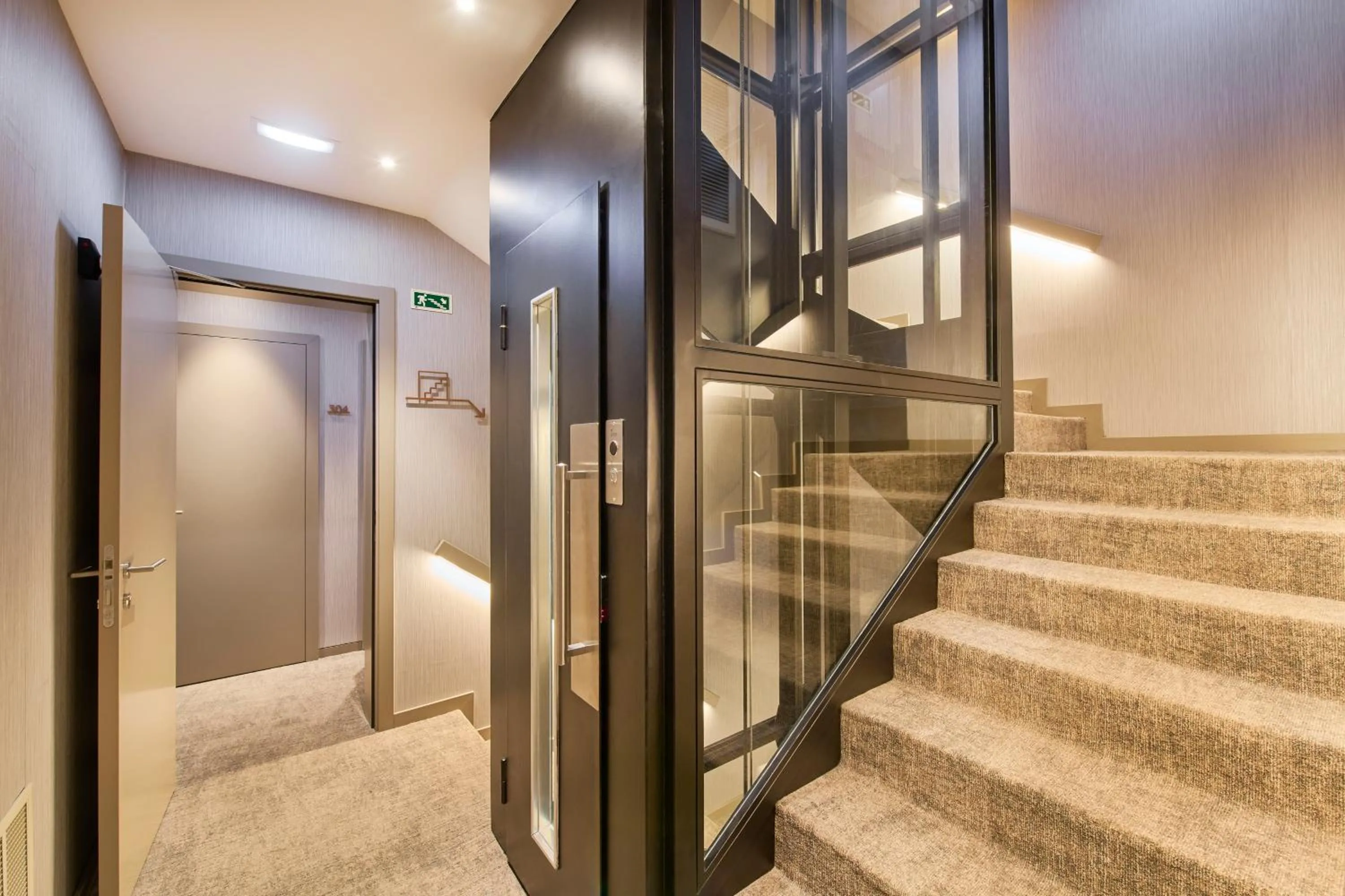 elevator in Hotel Moon & Sun Lisboa