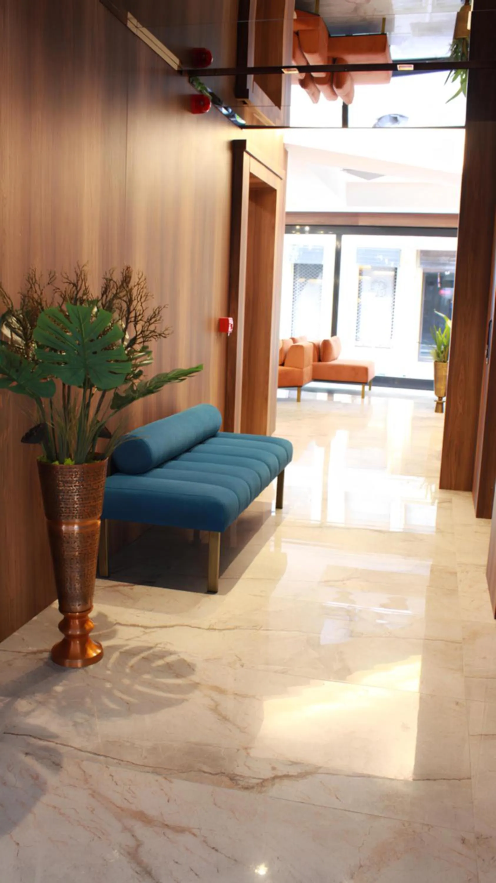 Lobby or reception in ROİ HOTEL İZMiR