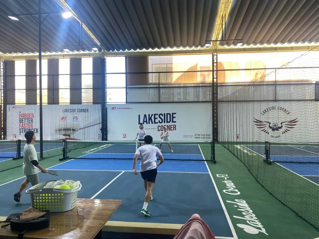 Tennis court in Dương Villa