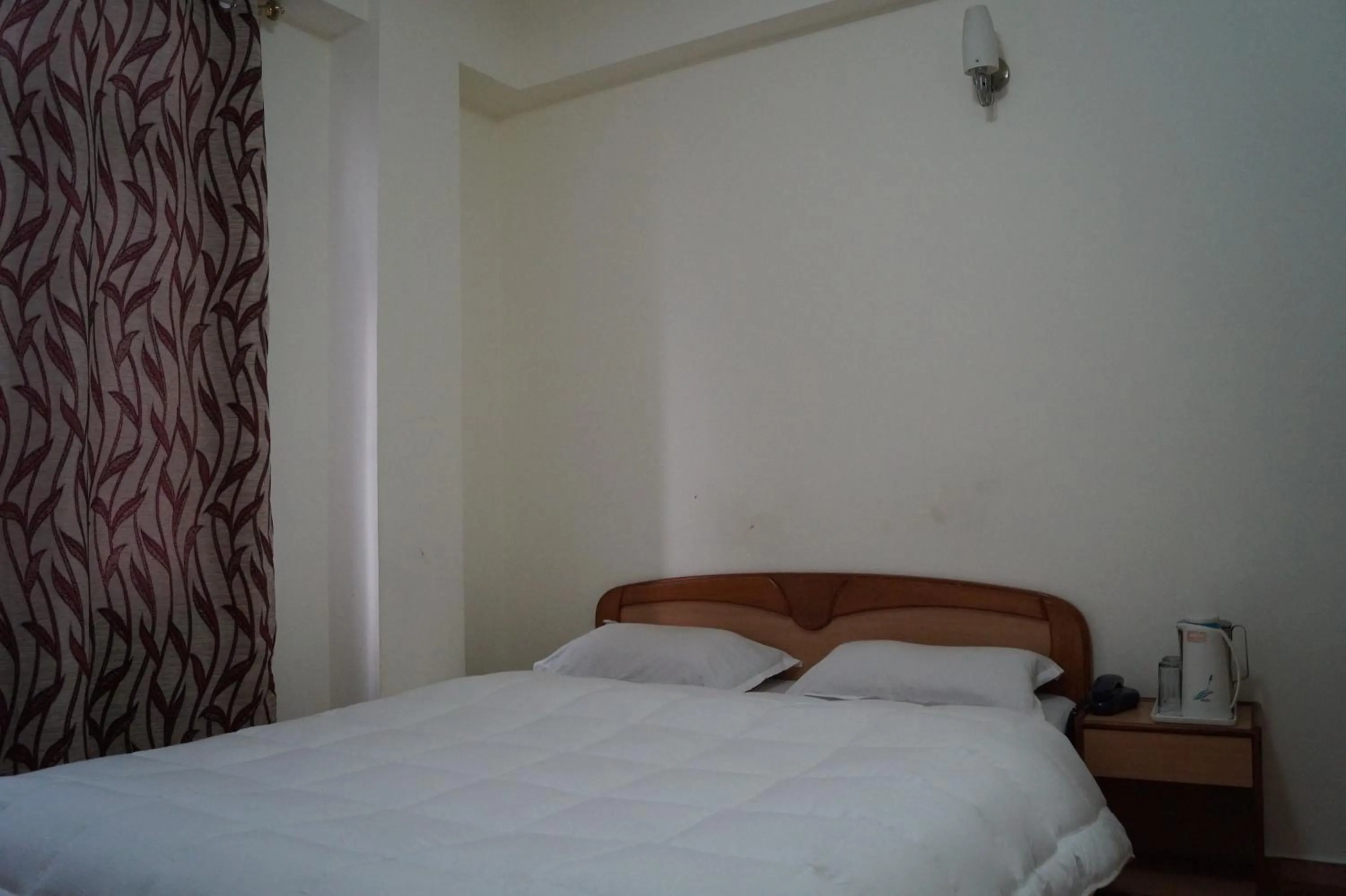 Bedroom, Bed in Hotel Renam