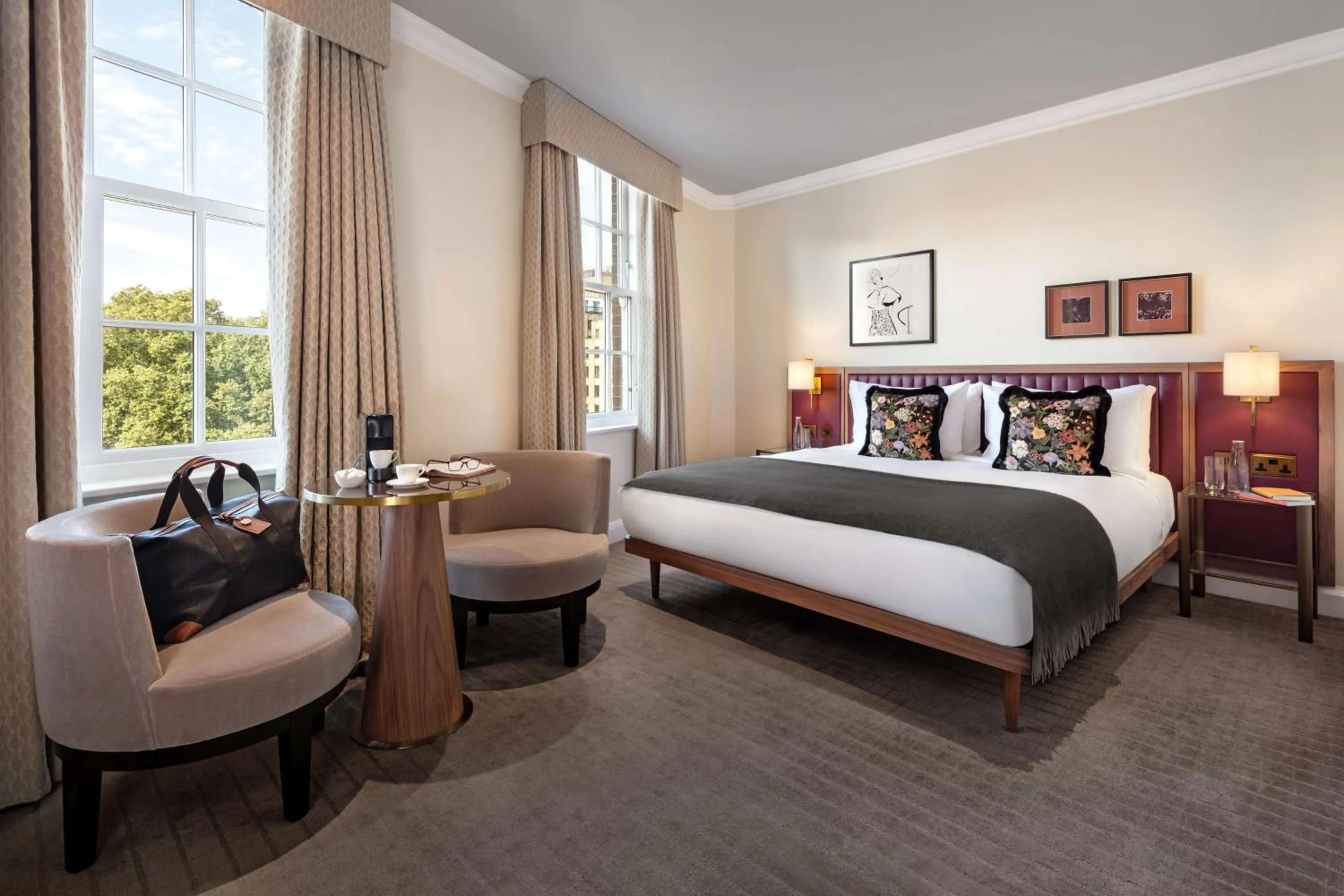 Bedroom, Bed in The May Fair, A Radisson Collection Hotel, Mayfair London