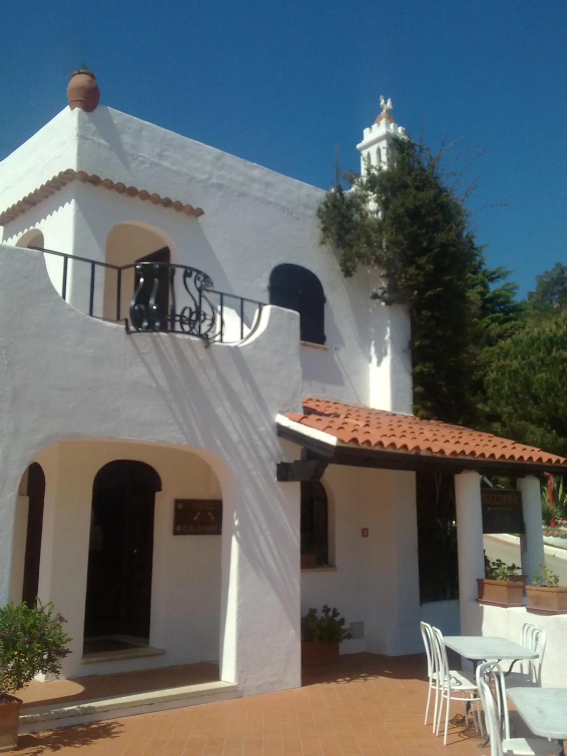 Patio in Hotel Cala di Mola