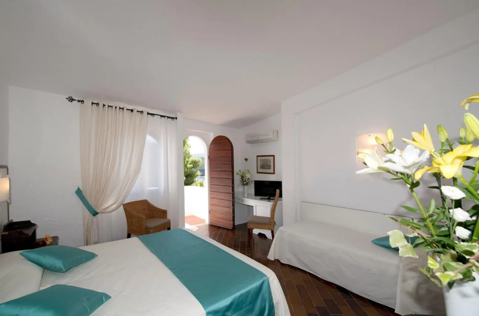 Bed in Hotel Cala di Mola