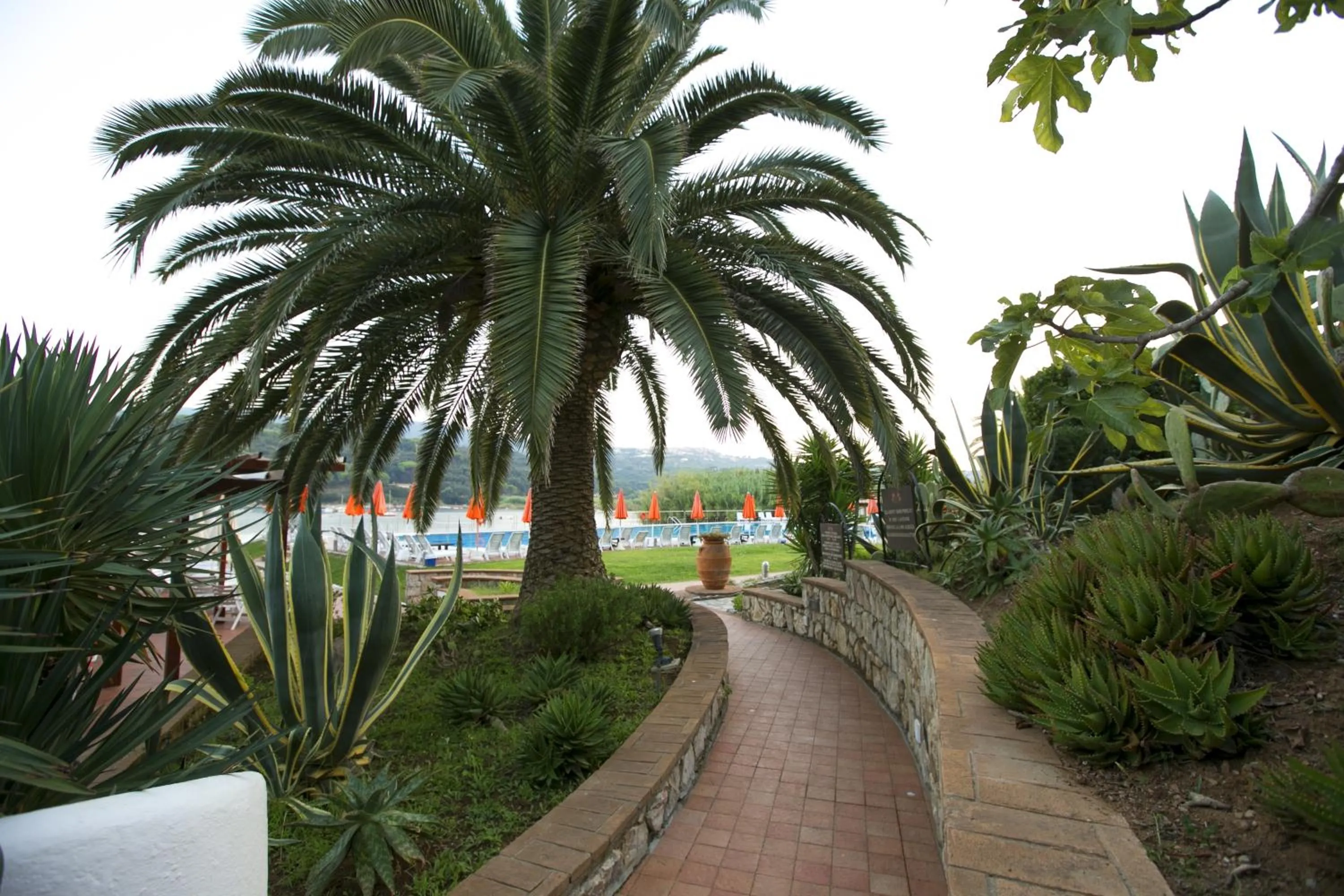 Garden in Hotel Cala di Mola