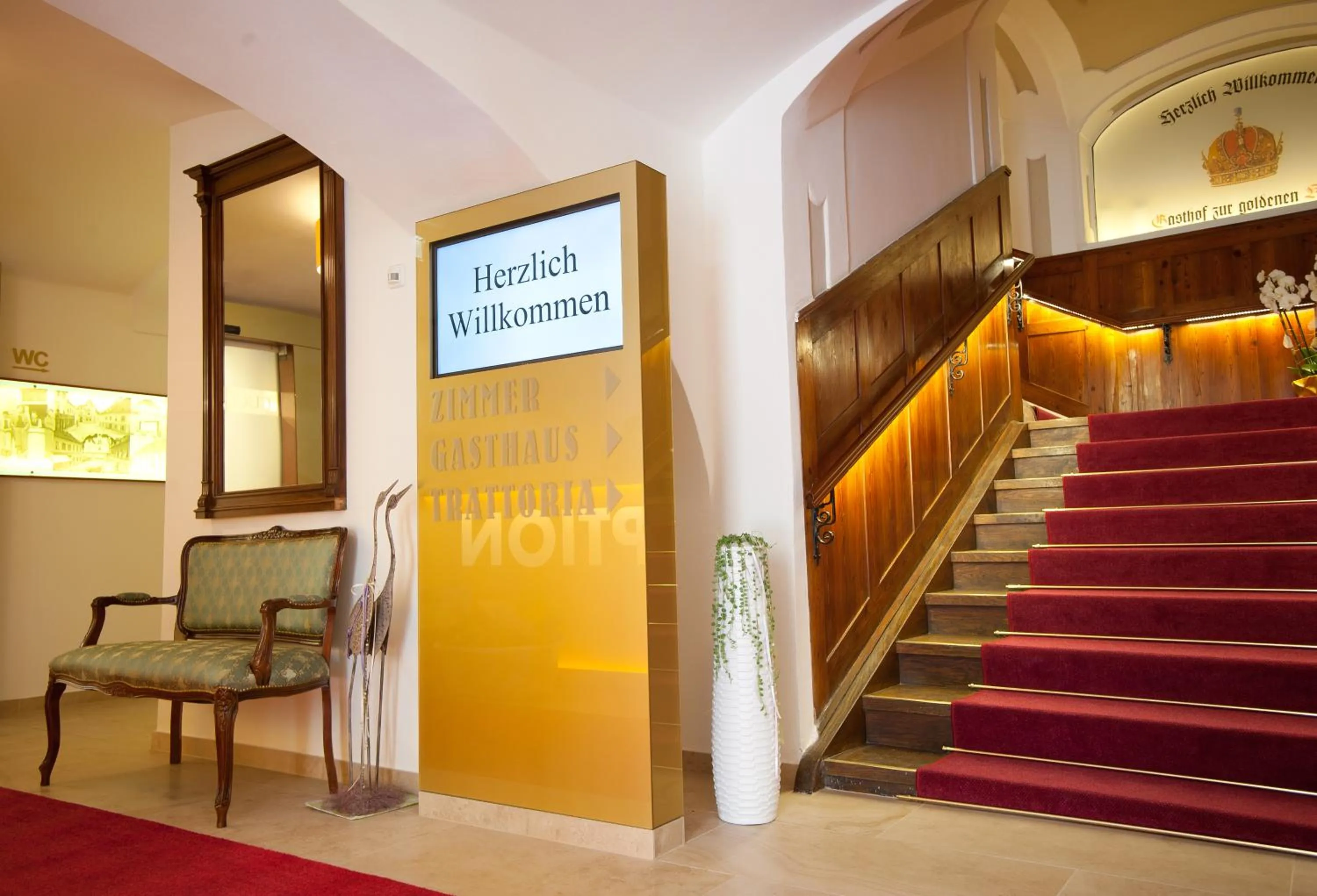 Lobby or reception in Stadthotel zur goldenen Krone