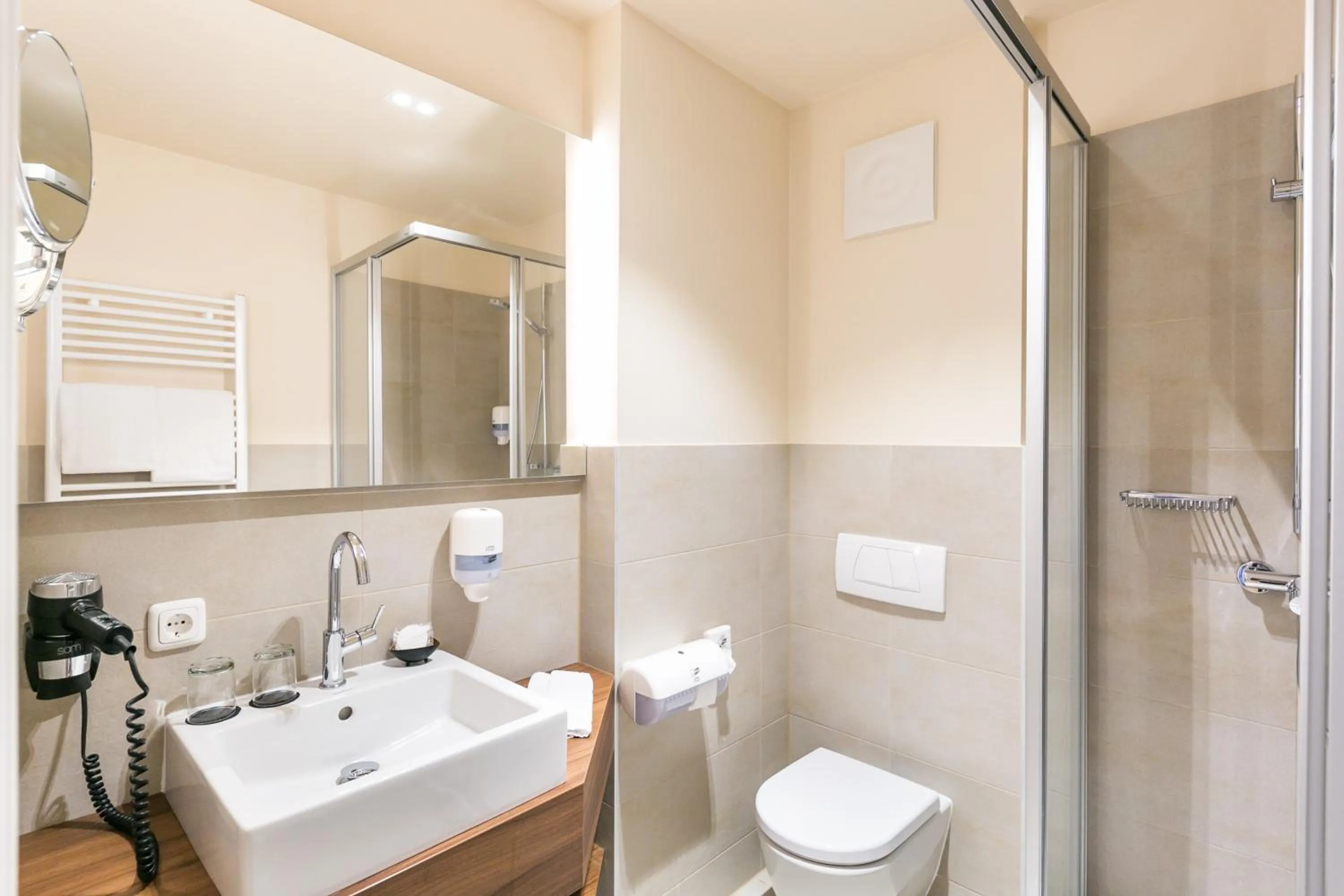 Photo of the whole room in Stadthotel zur goldenen Krone