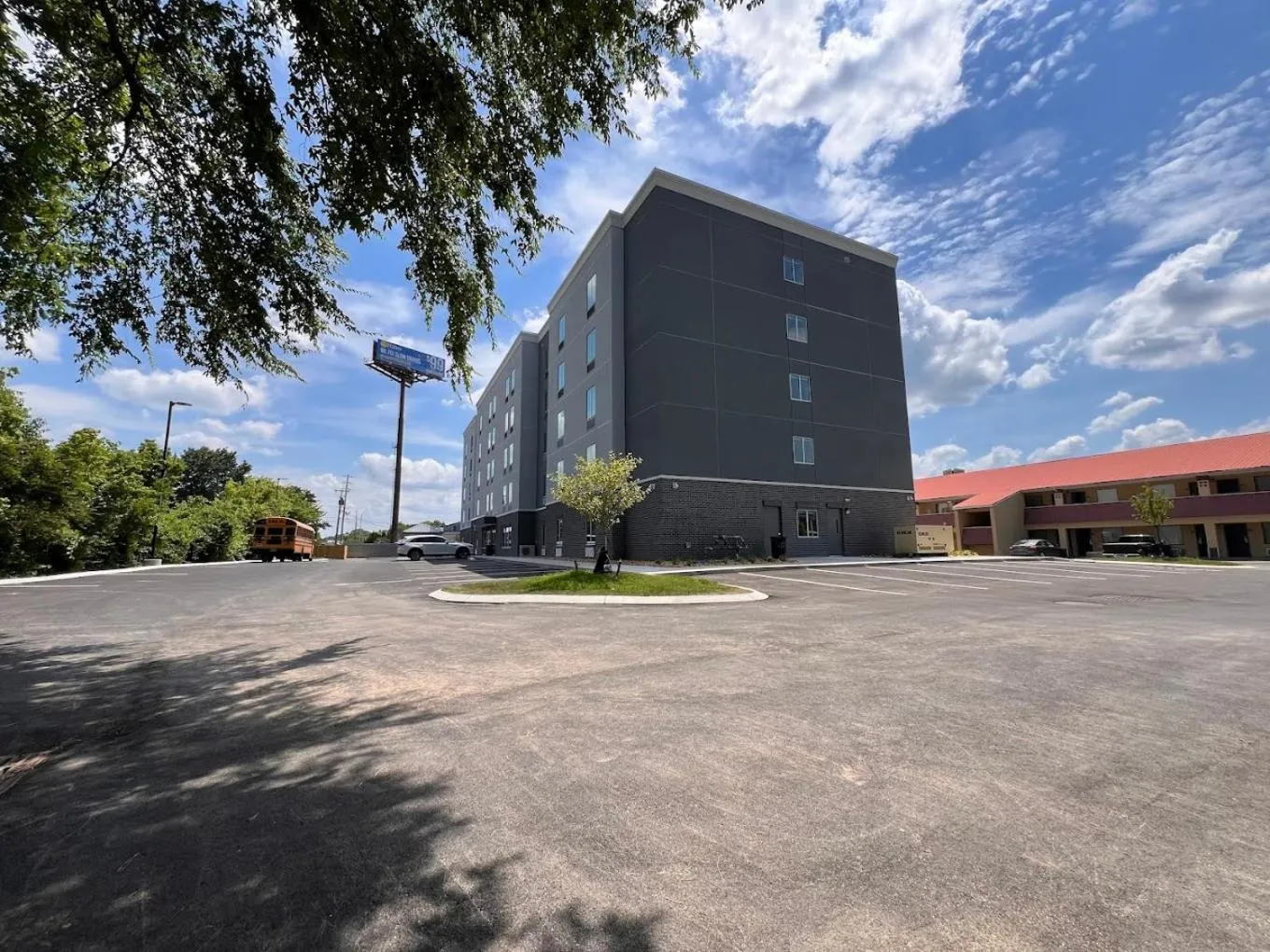 Property building in Candlewood Suites Chattanooga - East Ridge by IHG