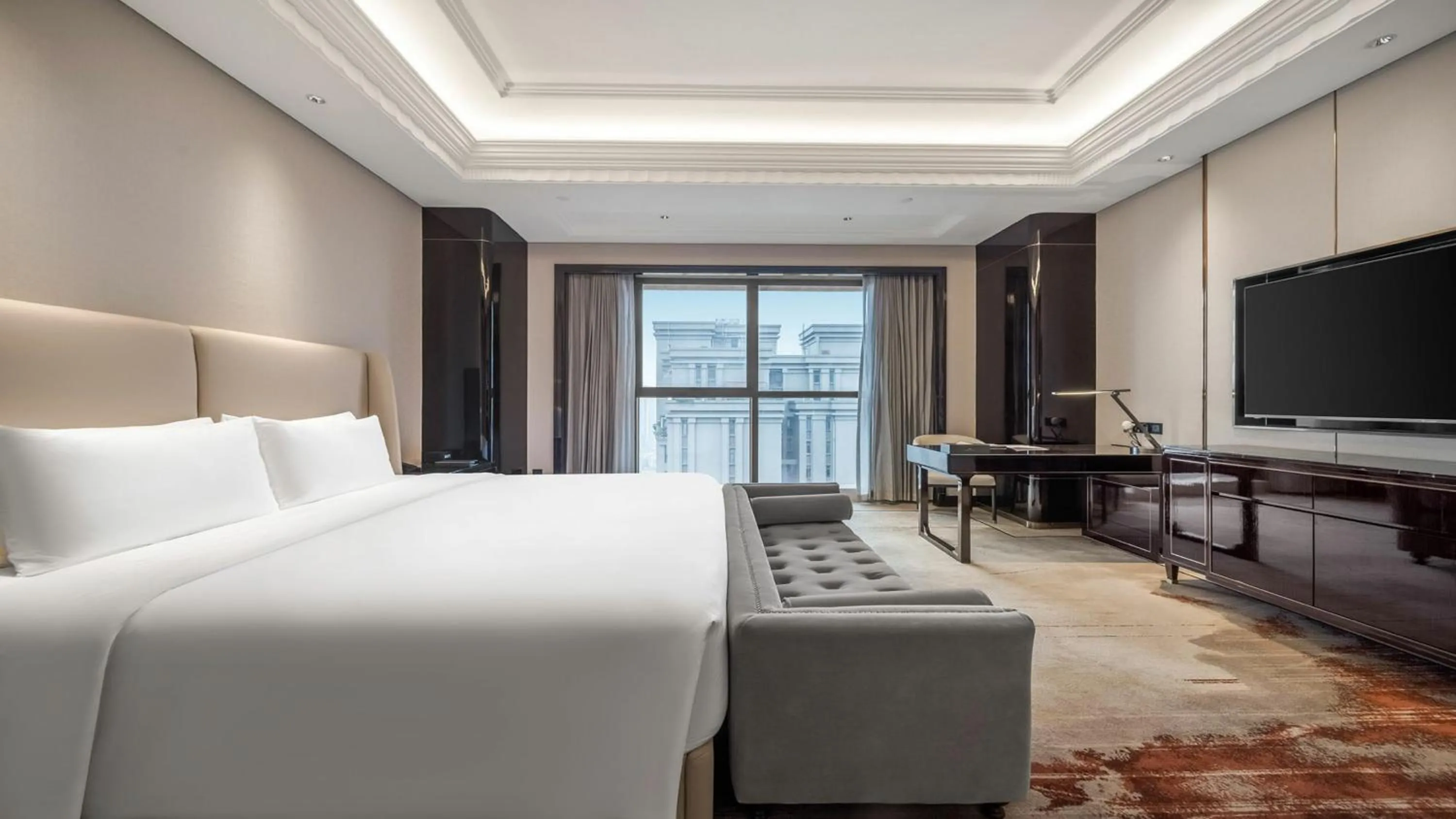 Bedroom, Bed in Crowne Plaza Chengdu Tianfu New Area by IHG