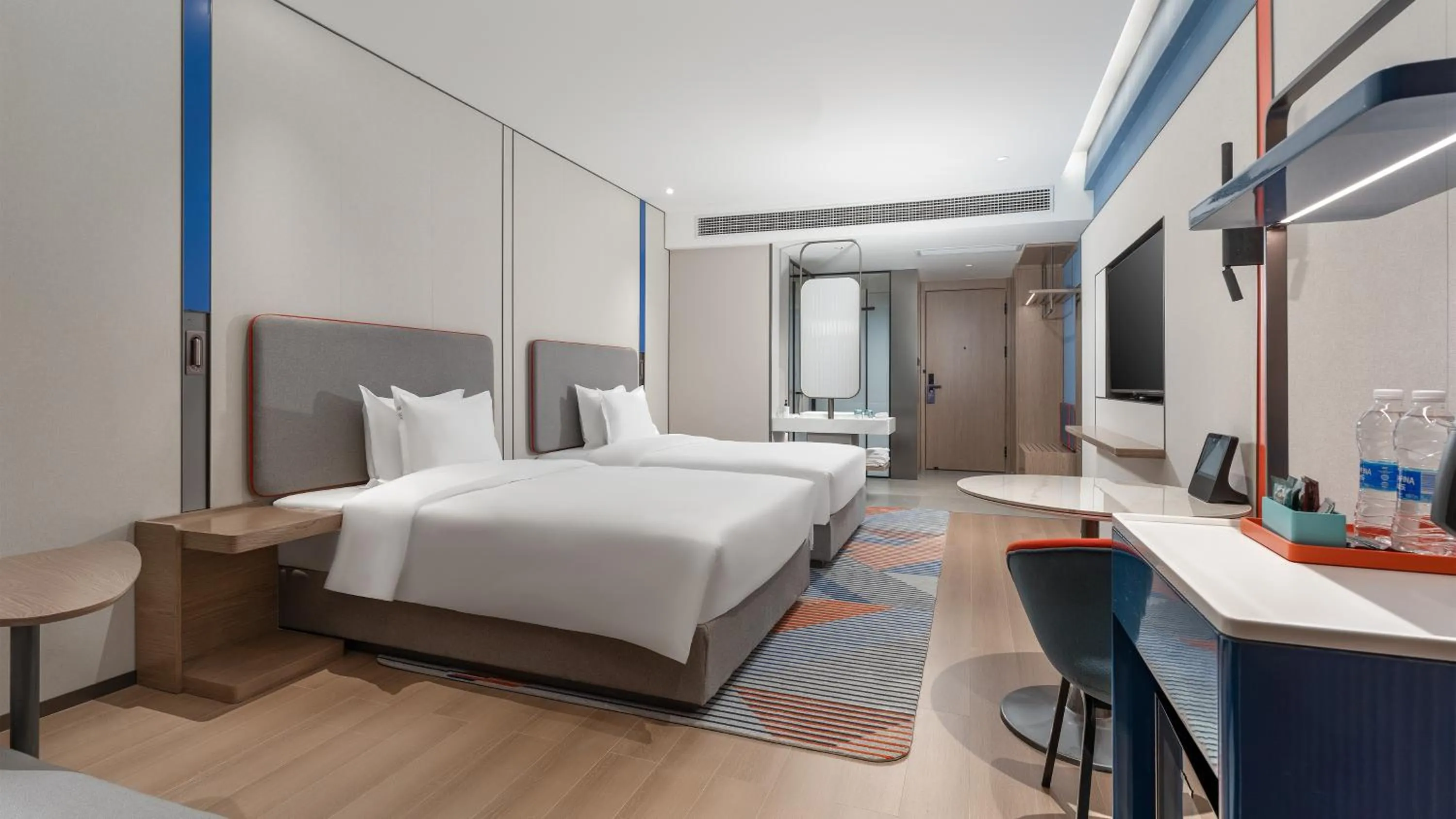 Photo of the whole room in Holiday Inn Express Shangri-La by IHG