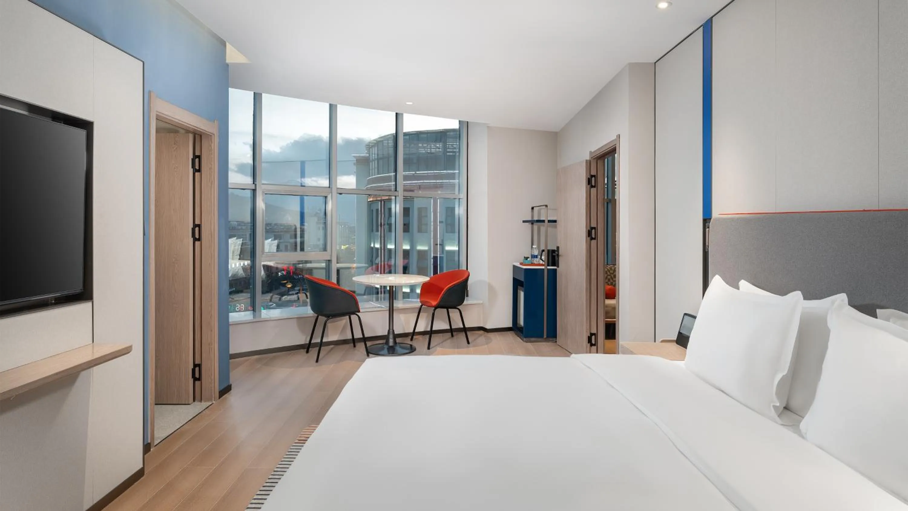 Photo of the whole room in Holiday Inn Express Shangri-La by IHG