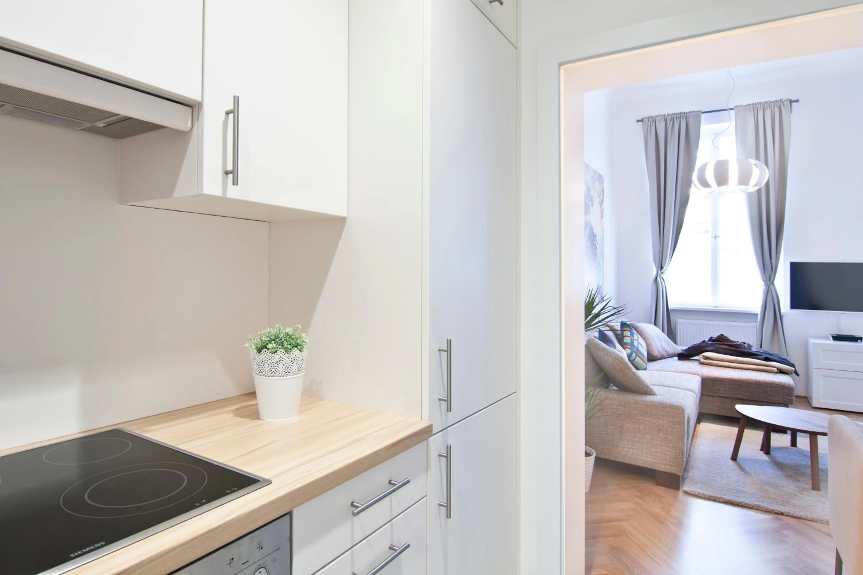 Kitchen or kitchenette in HeyMi Apartments Oper