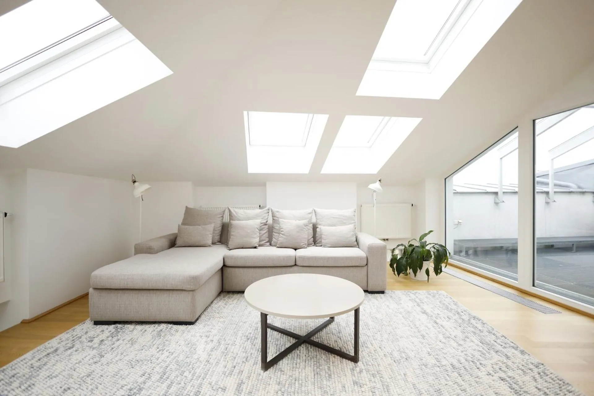 Seating area in HeyMi Apartments Oper