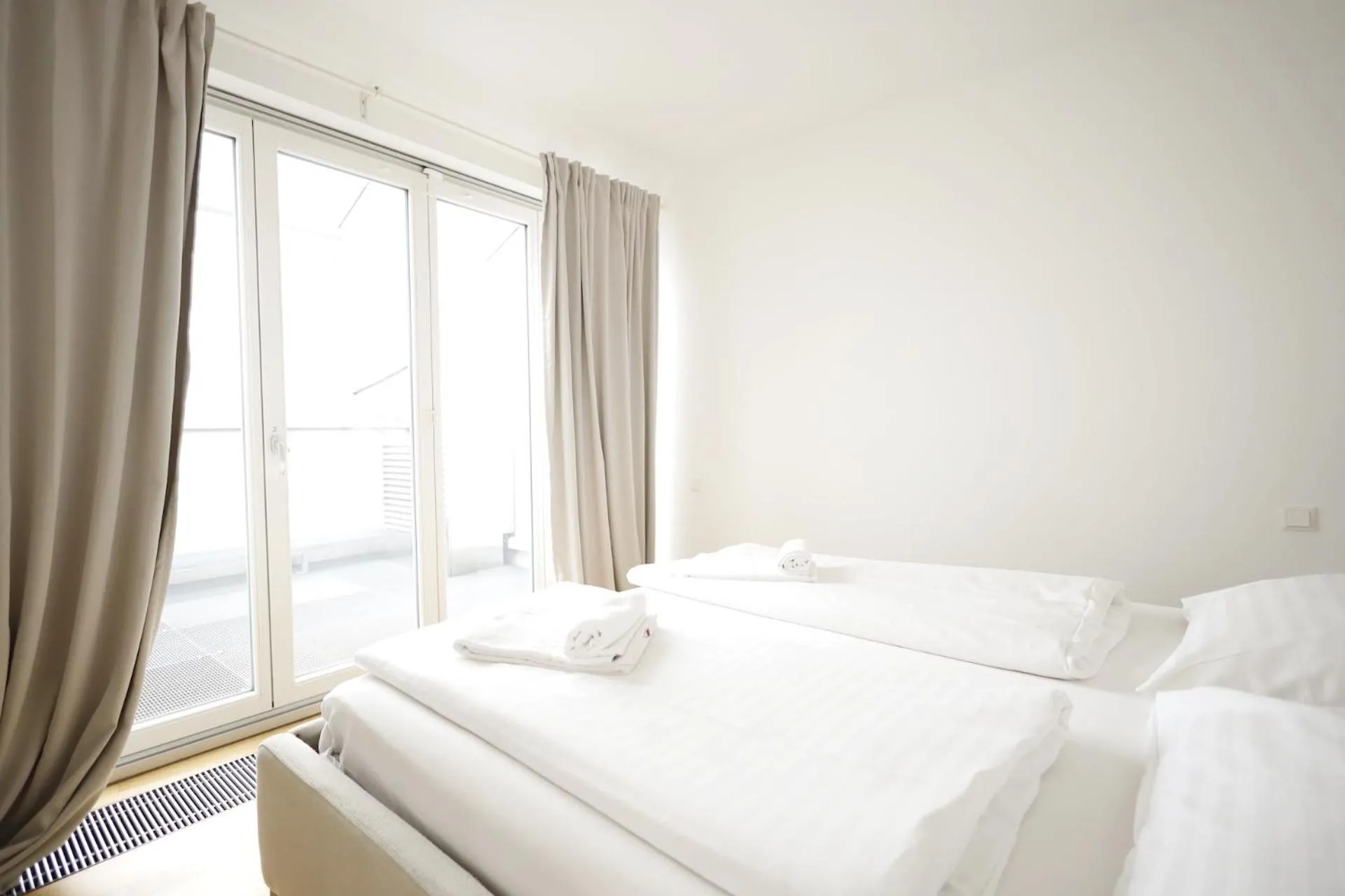 Bedroom, Bed in HeyMi Apartments Oper