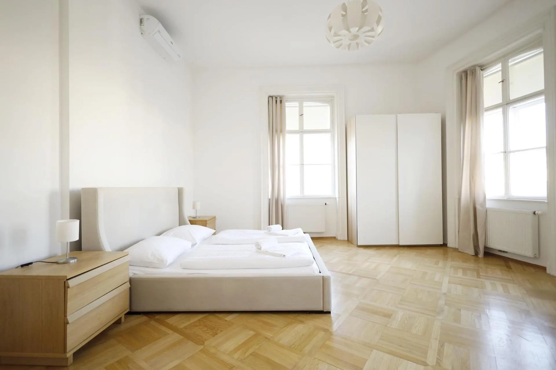 Bedroom, Bed in HeyMi Apartments Oper