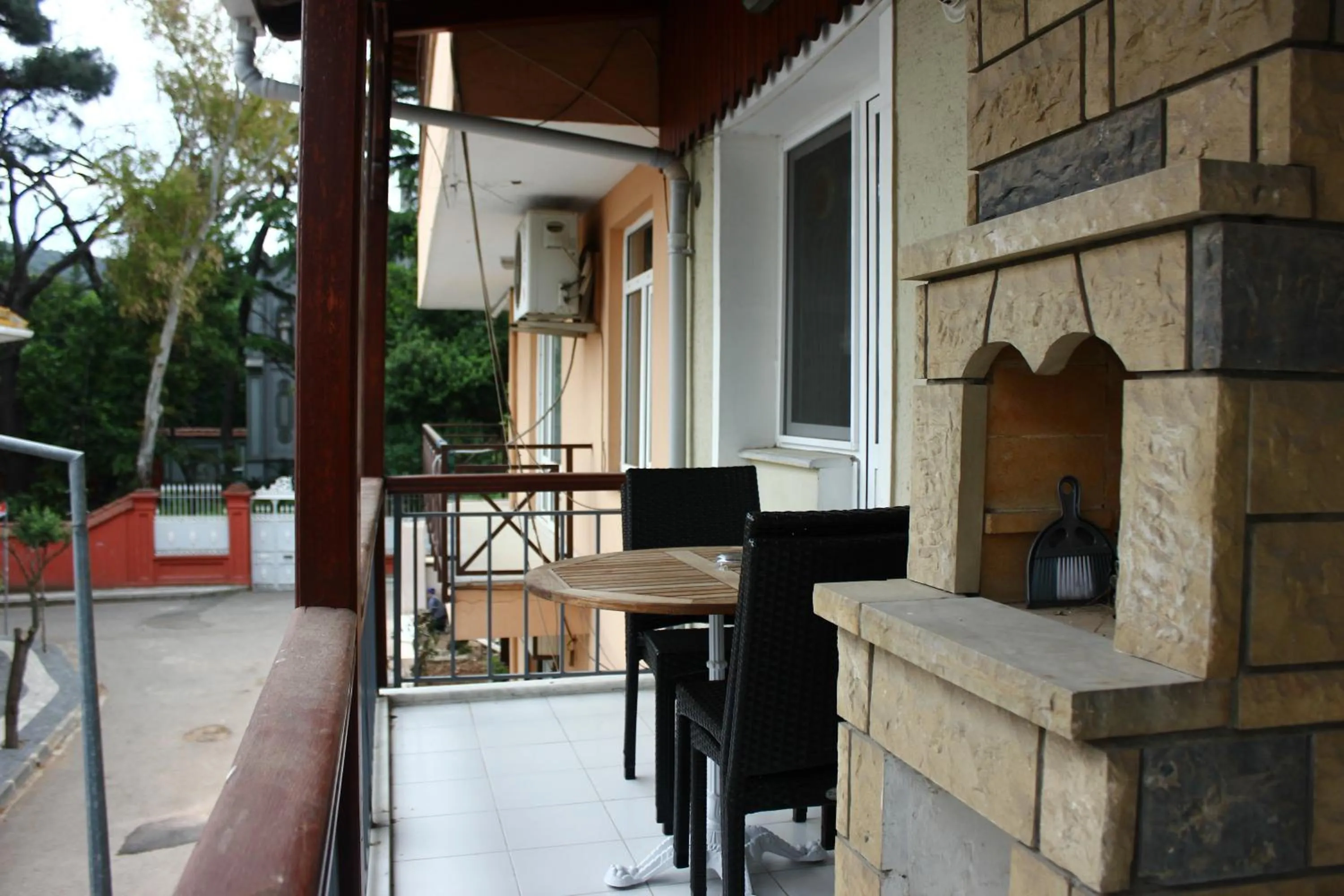 Büyükada Apart Hotel - Yeni Apart