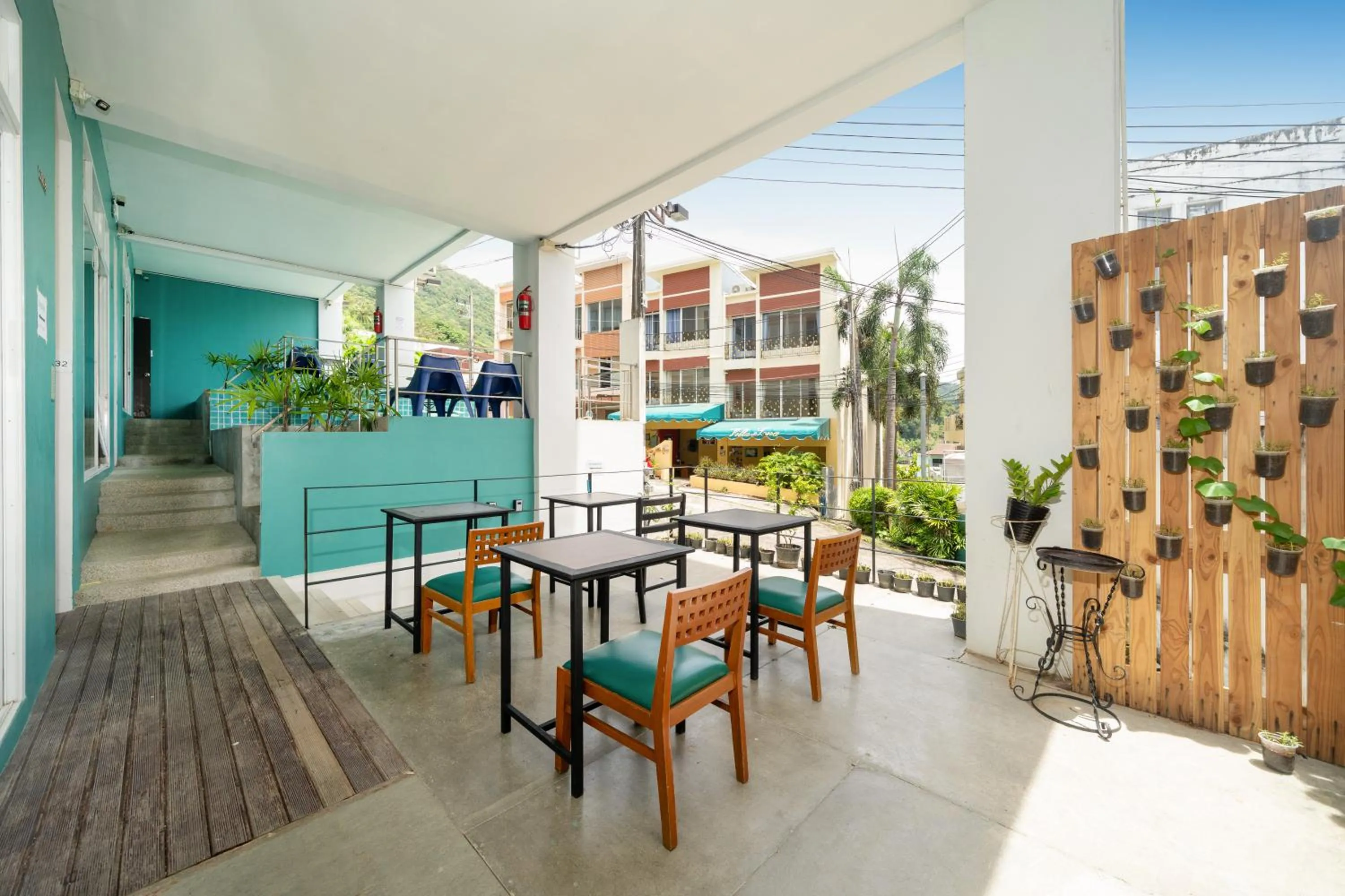 Property building in Kata Sea Boutique