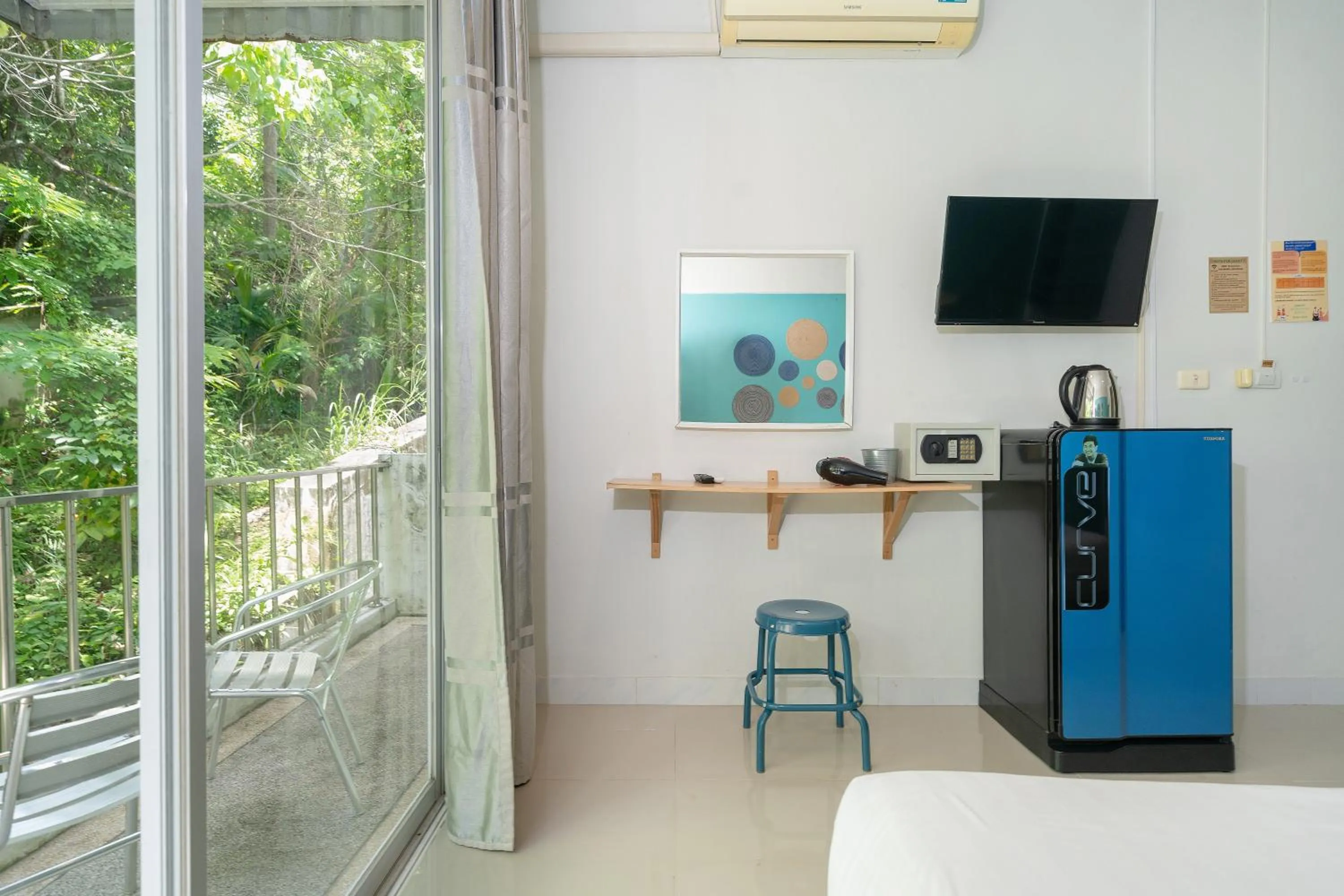 TV and multimedia in Kata Sea Boutique