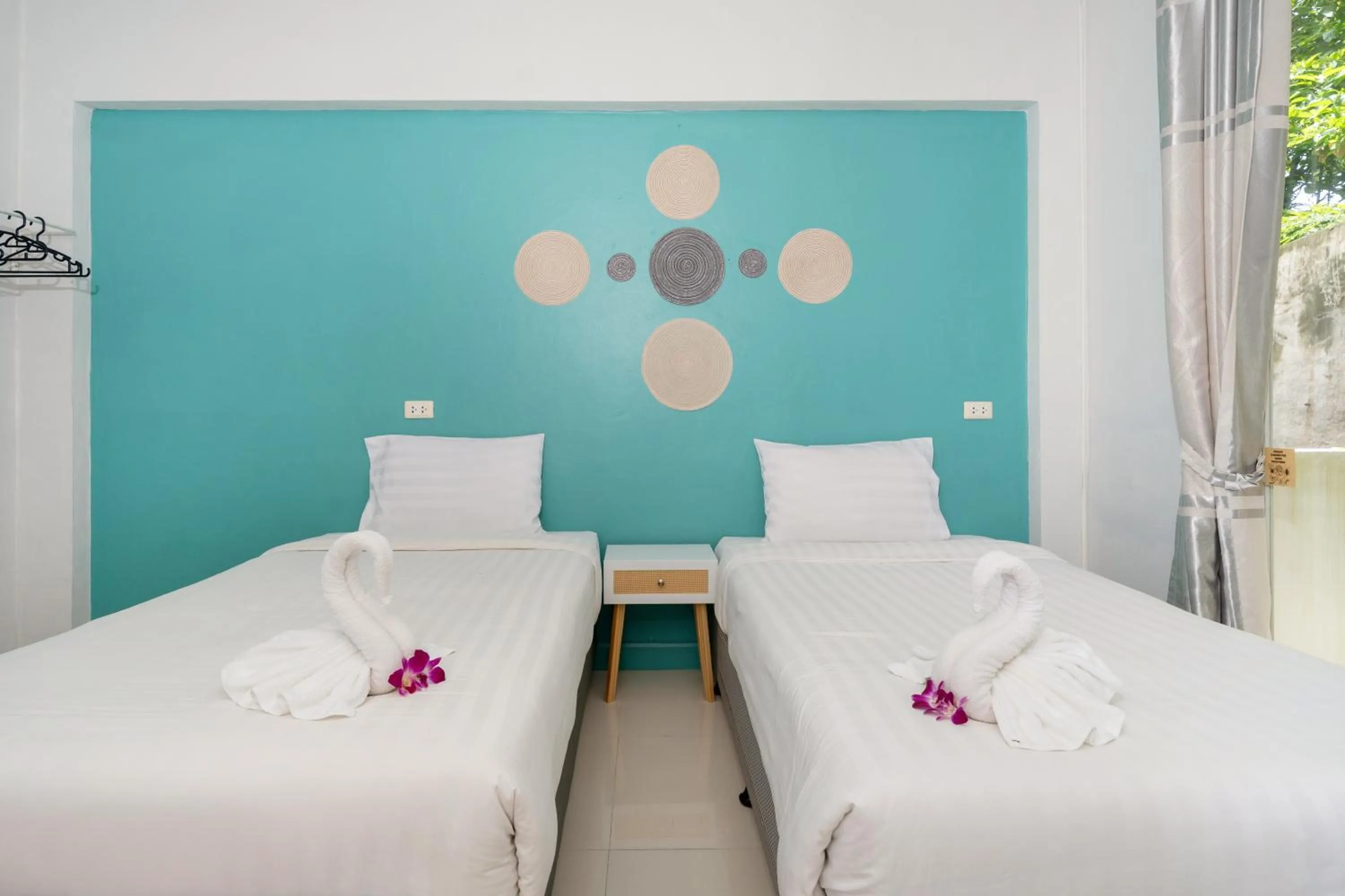 Photo of the whole room, Bed in Kata Sea Boutique