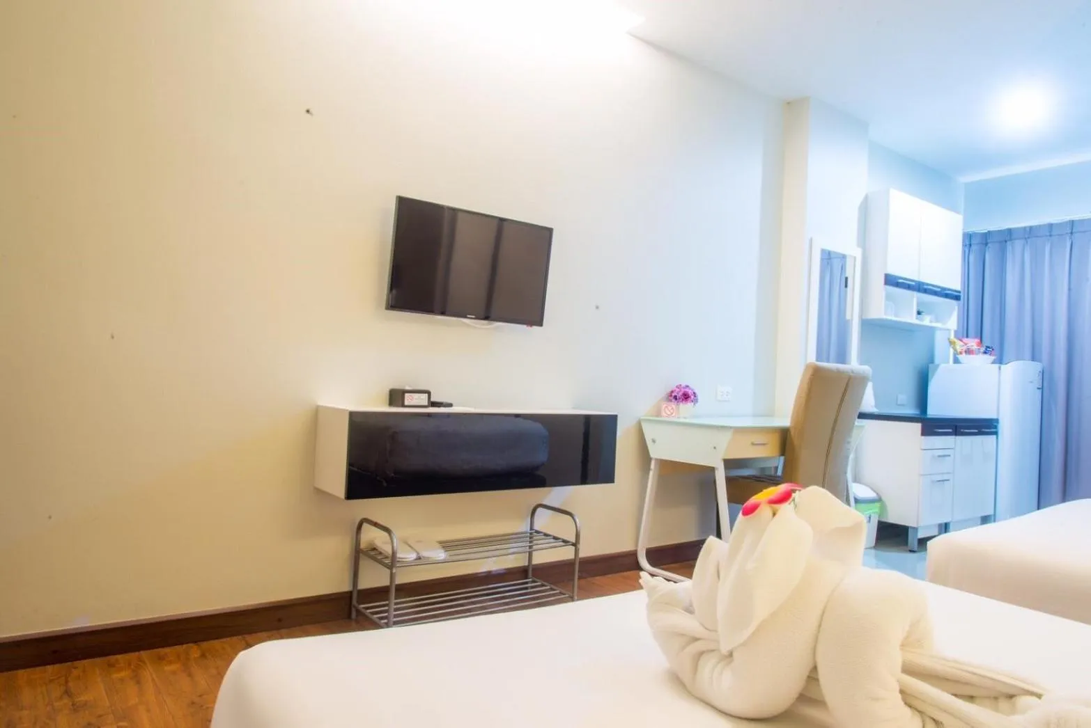 Photo of the whole room, Bed in Romyen Garden Place