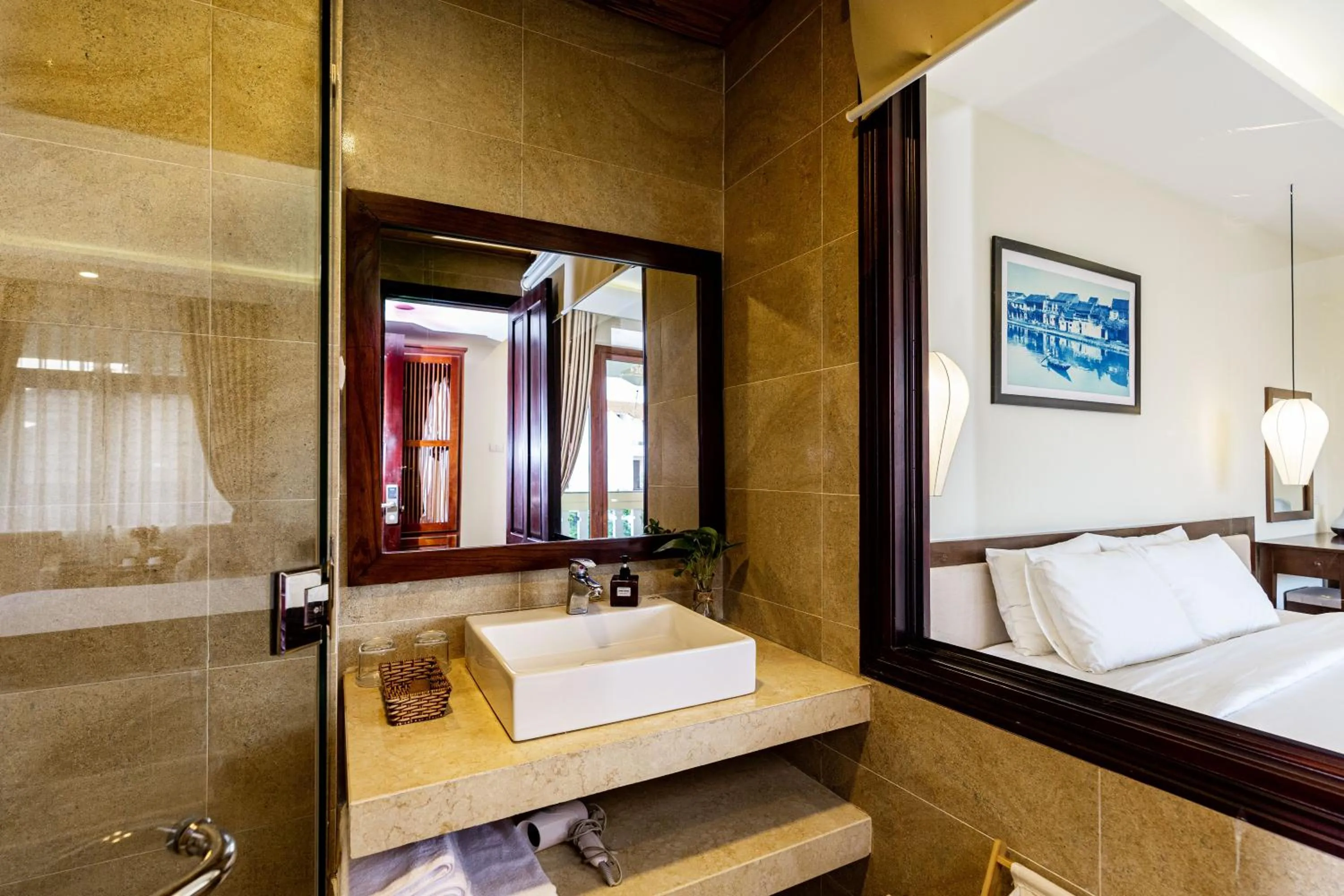Toilet, Bed in Ancient Haven - Central Boutique Hotel