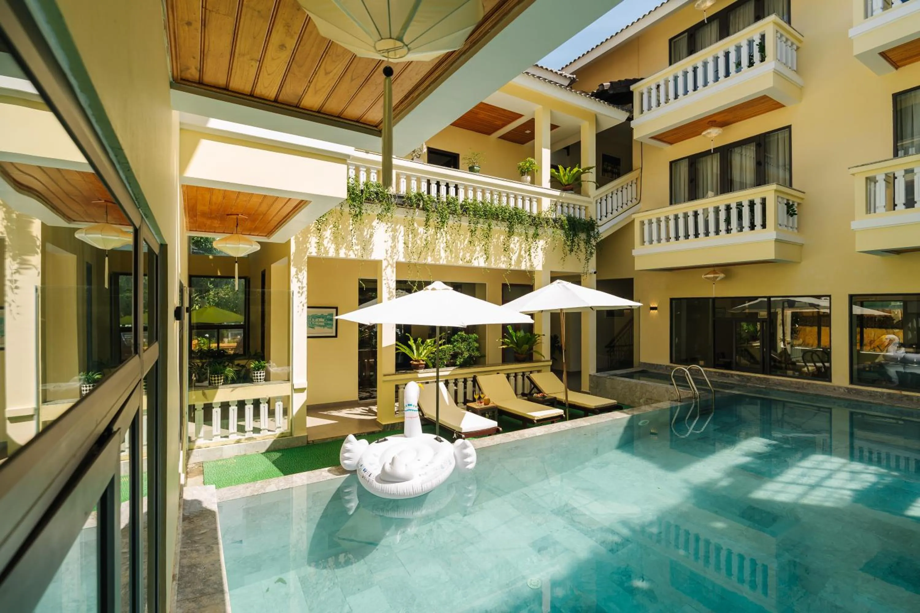 Patio in Ancient Haven - Central Boutique Hotel