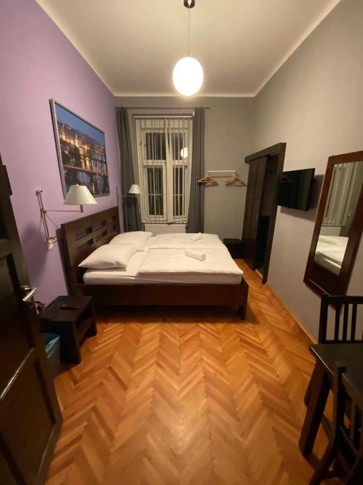 Bedroom, Bed in Central Station Studios