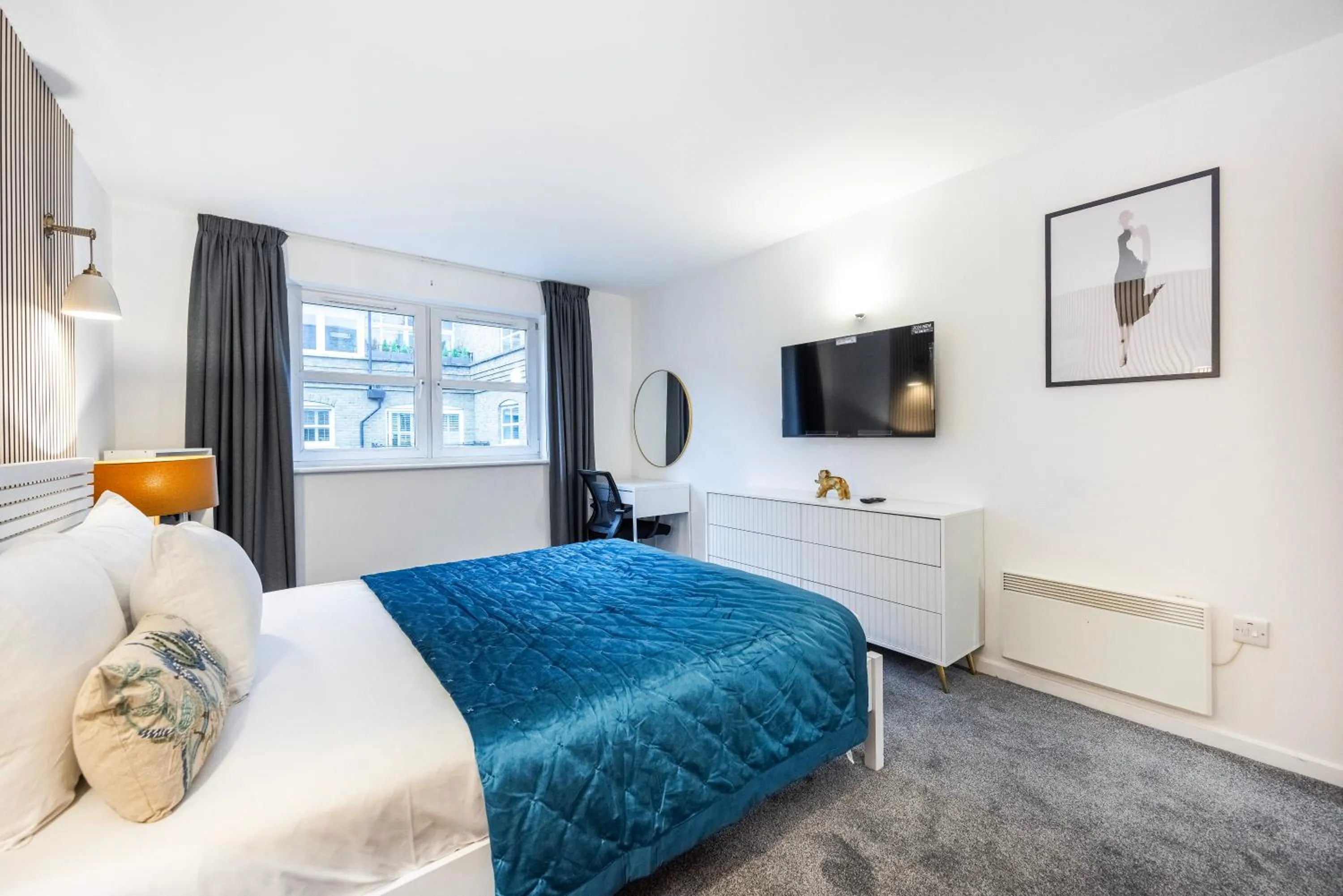 Bed in Austin David Apartments ExCeL