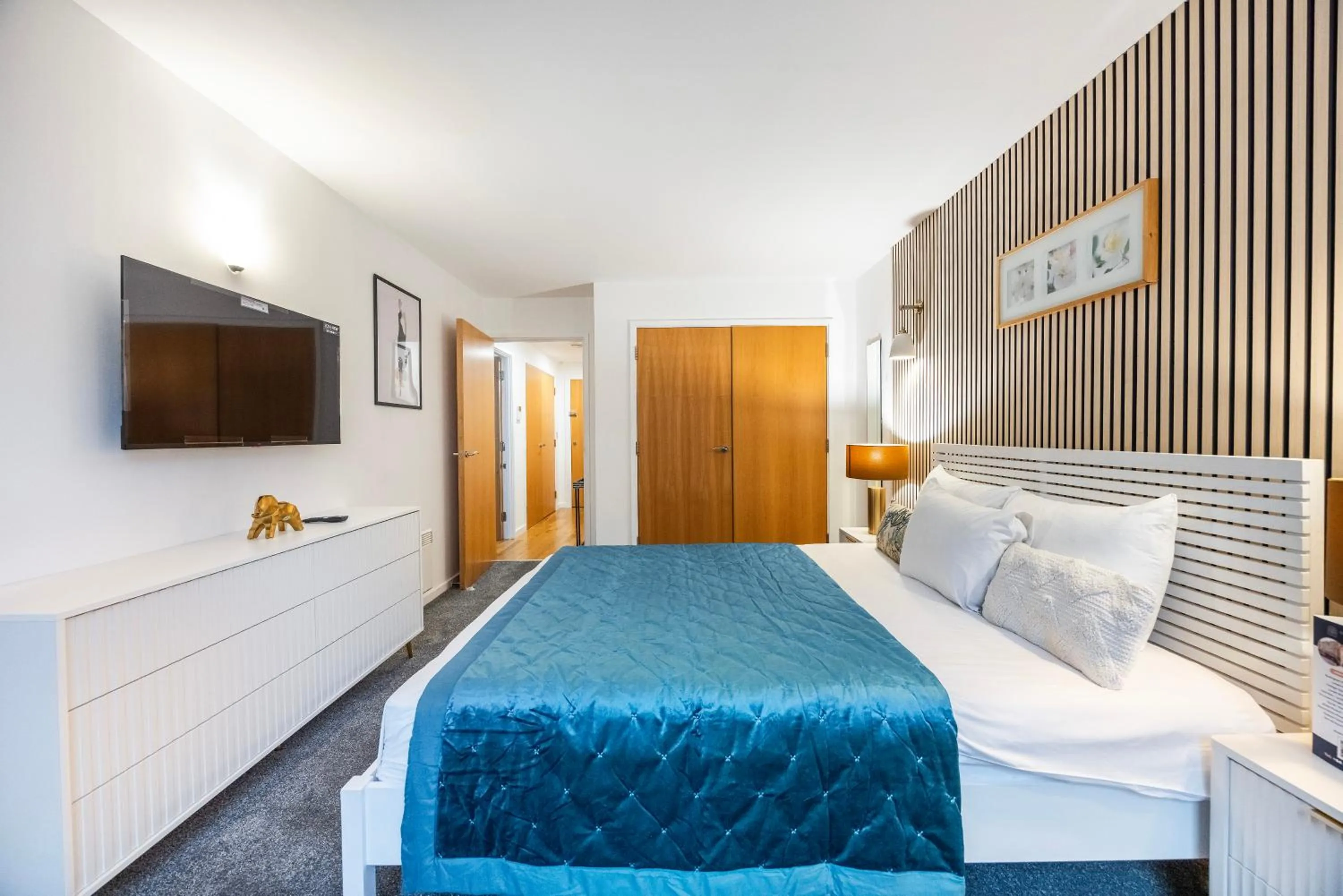 Bed in Austin David Apartments ExCeL