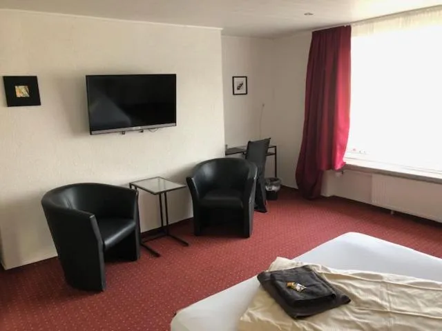 TV and multimedia, Bed in Hotel Saarland Lebach