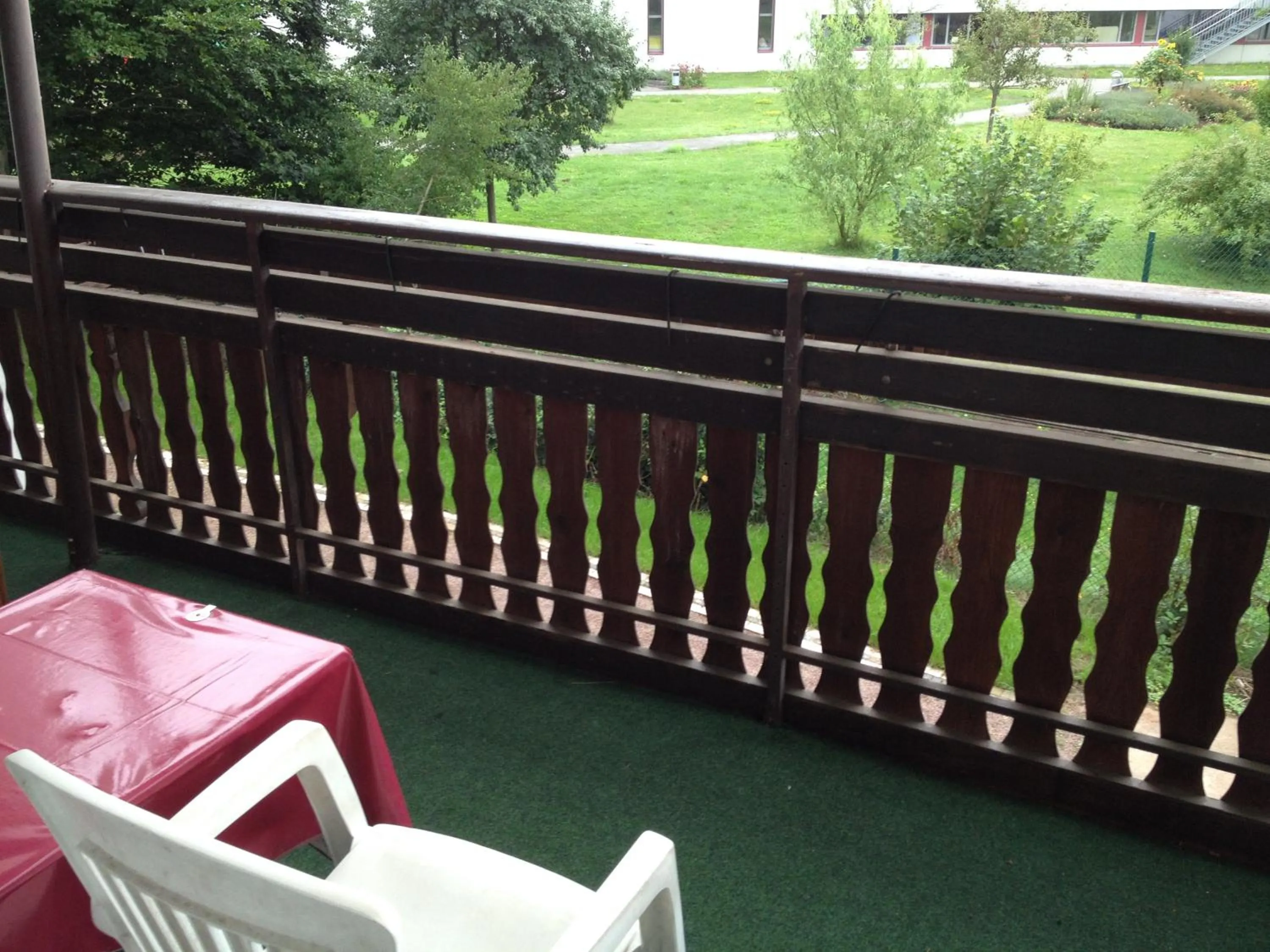 Garden view in Hotel Saarland Lebach