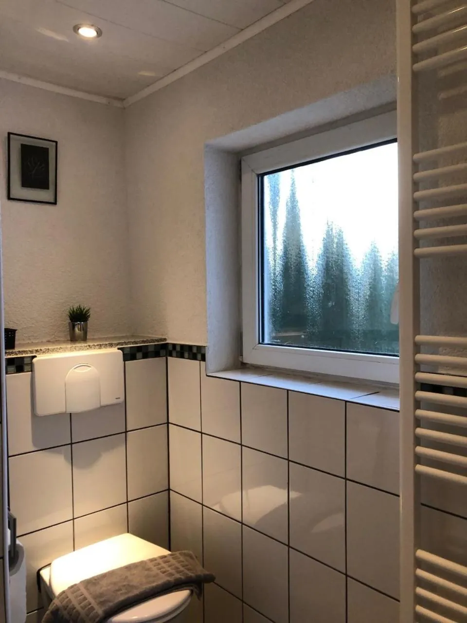 Bathroom in Hotel Saarland Lebach