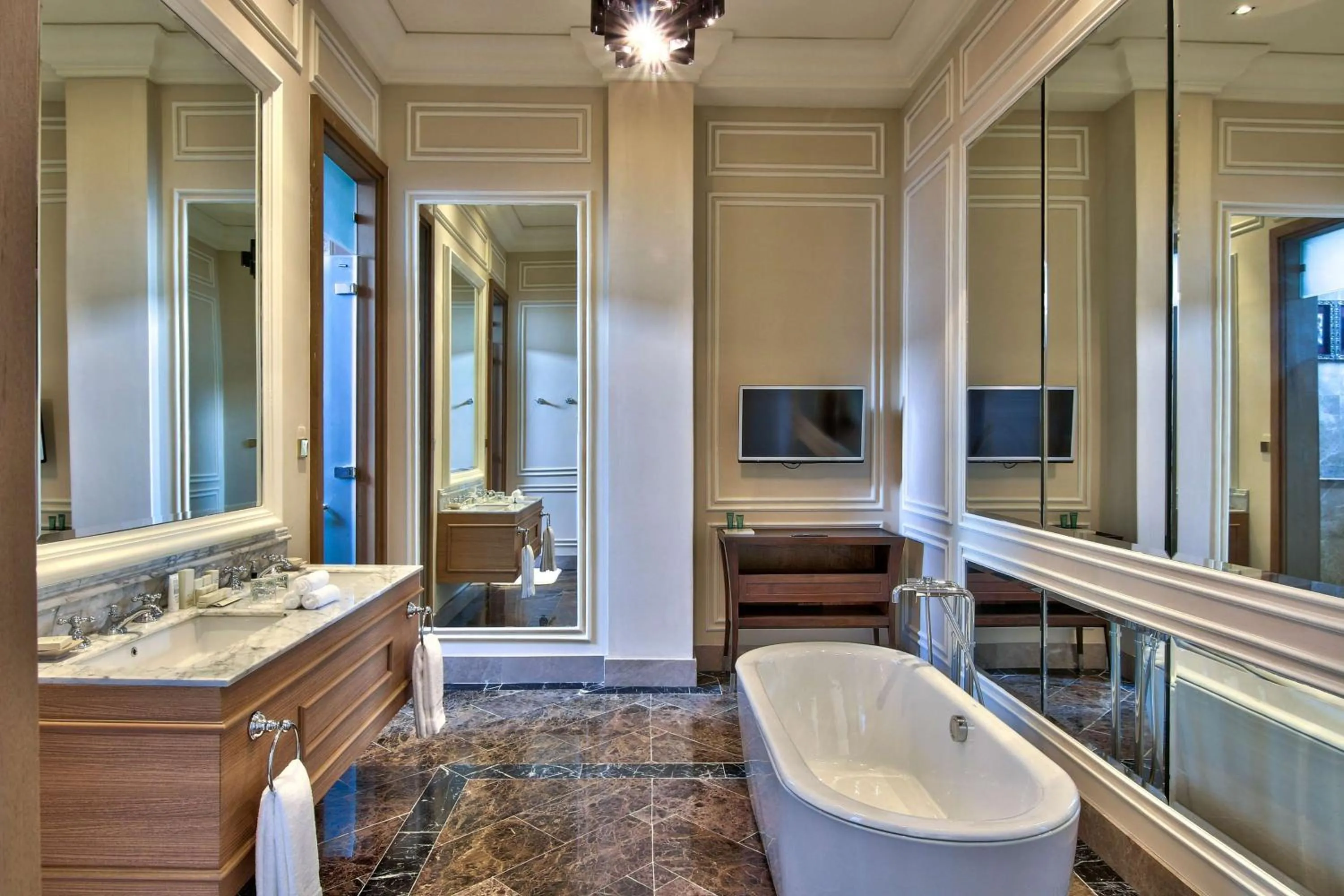 Bathroom in Hilton Nay Pyi Taw