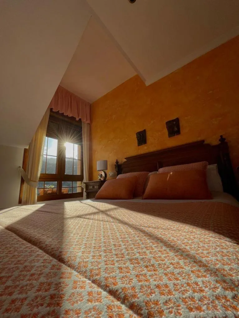 Photo of the whole room, Bed in Hotel Rural El Torrejon