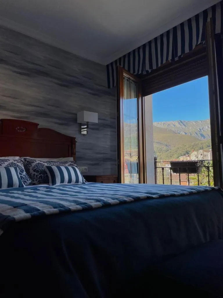 Natural landscape, Bed in Hotel Rural El Torrejon