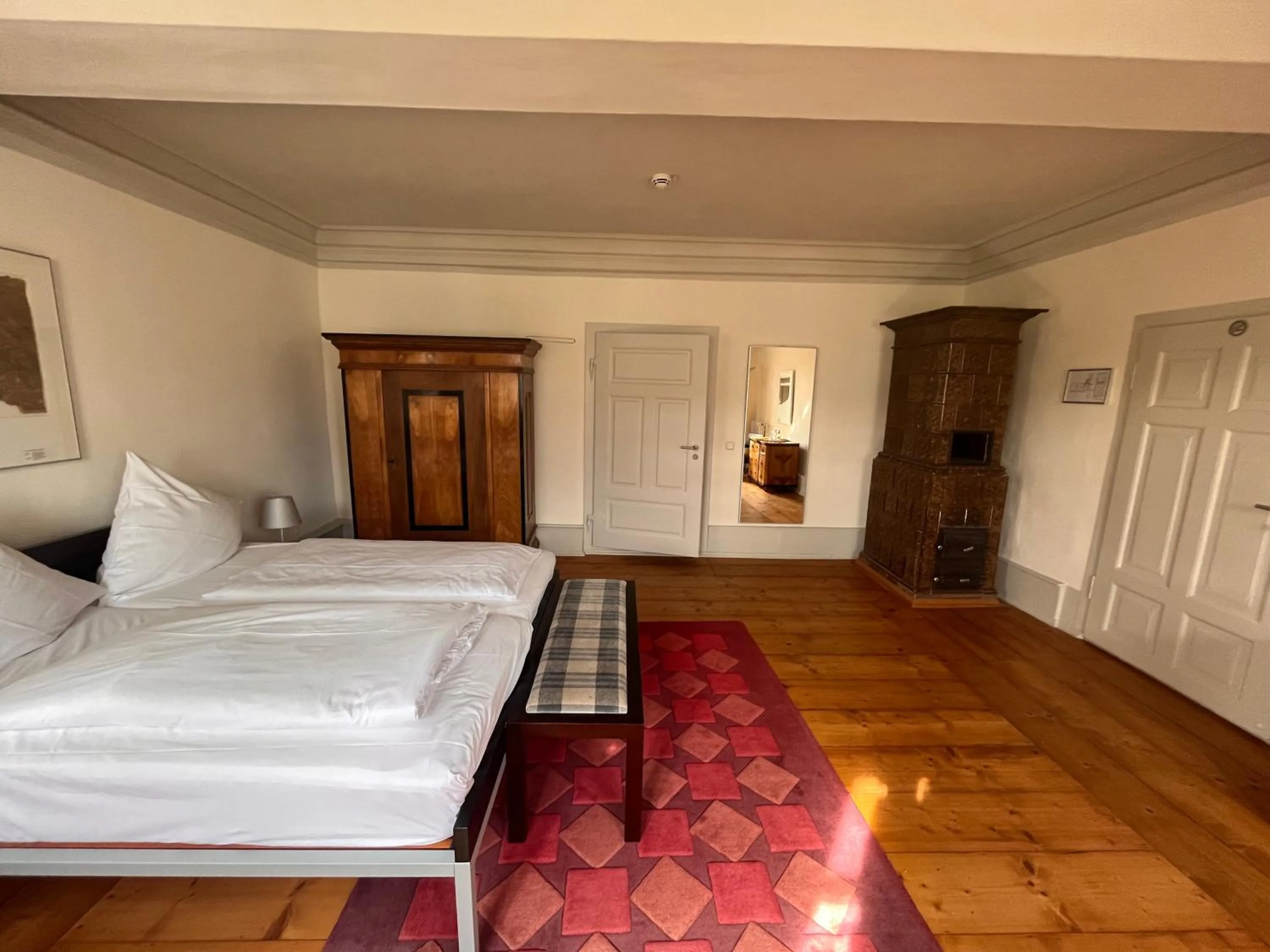 Photo of the whole room, Bed in Poststation Zum Alten Forstamt