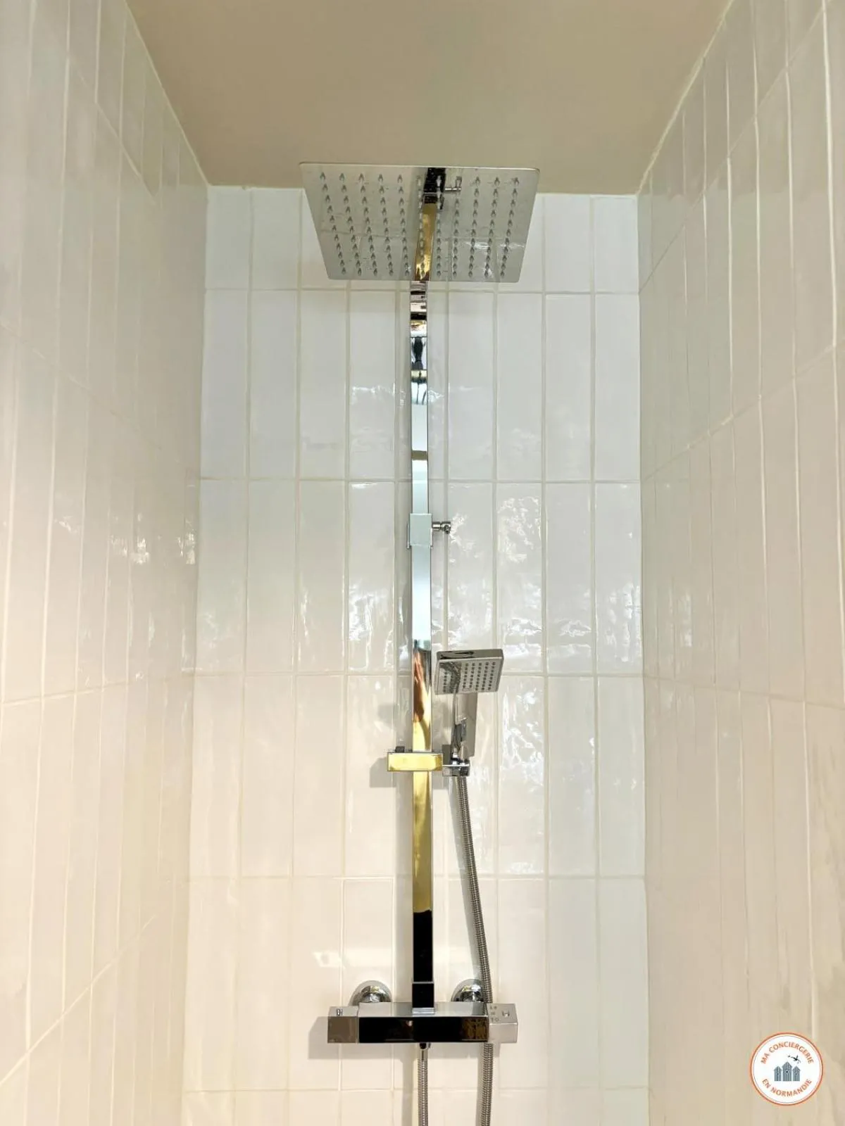 Shower in Le Mailleraye - Calme - Hypercentre