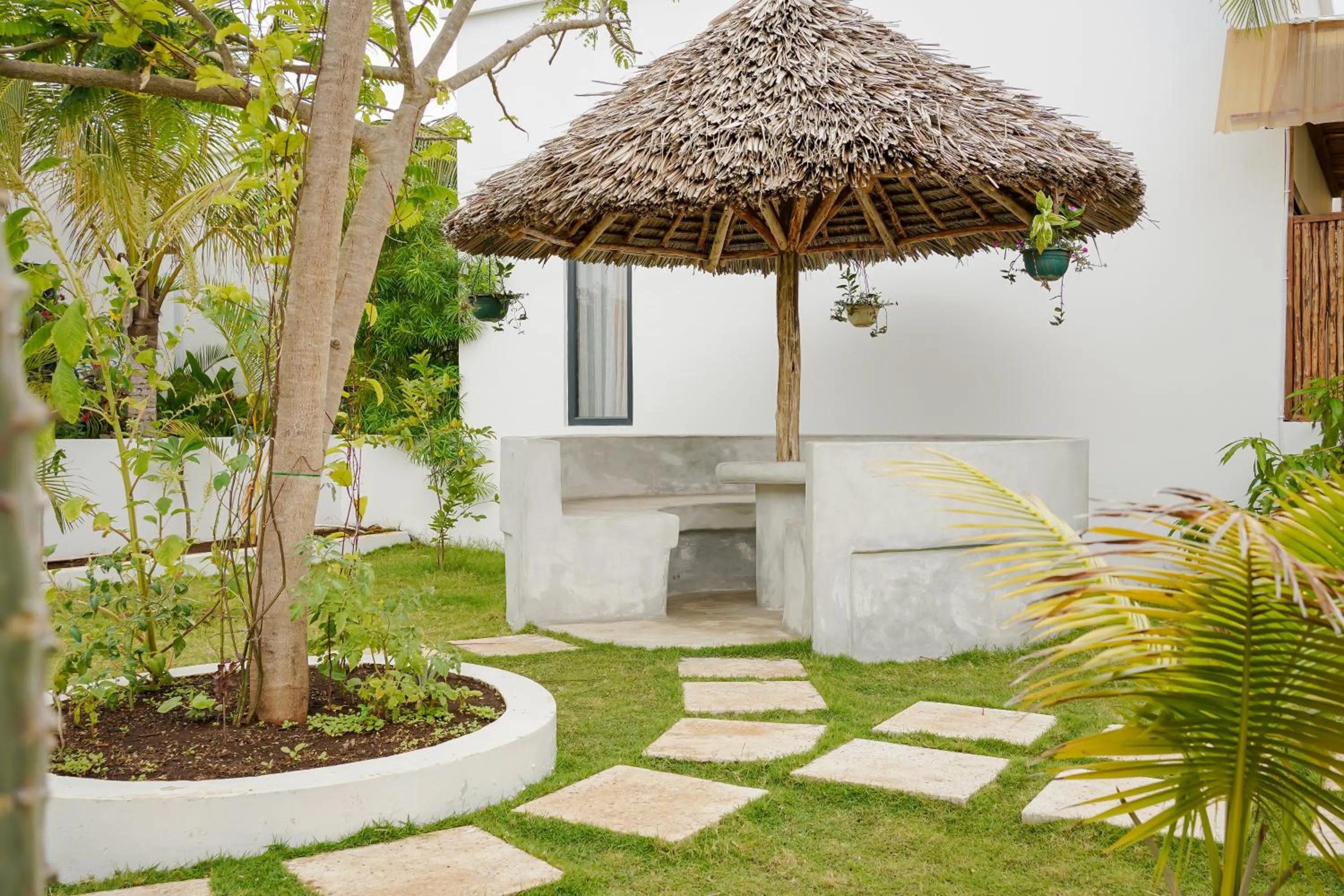 Garden in The Bali Resort Zanzibar