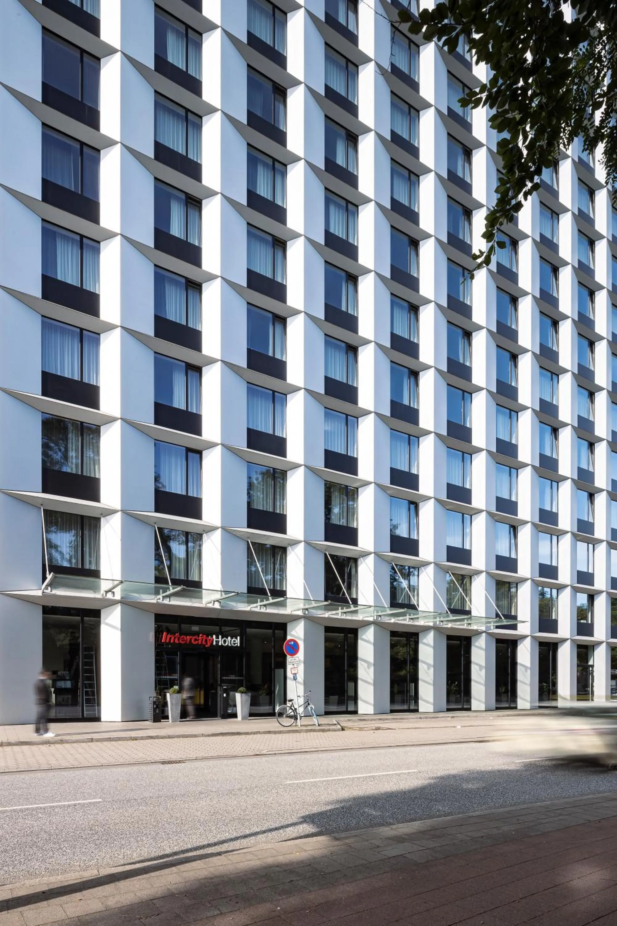 Property building in IntercityHotel Hamburg Dammtor-Messe