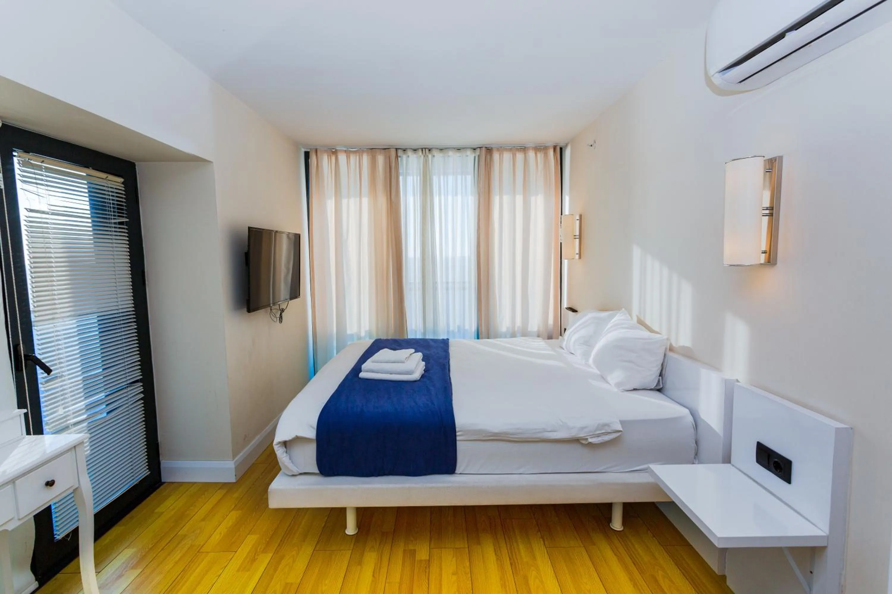 Bed in Orbi City Hotel