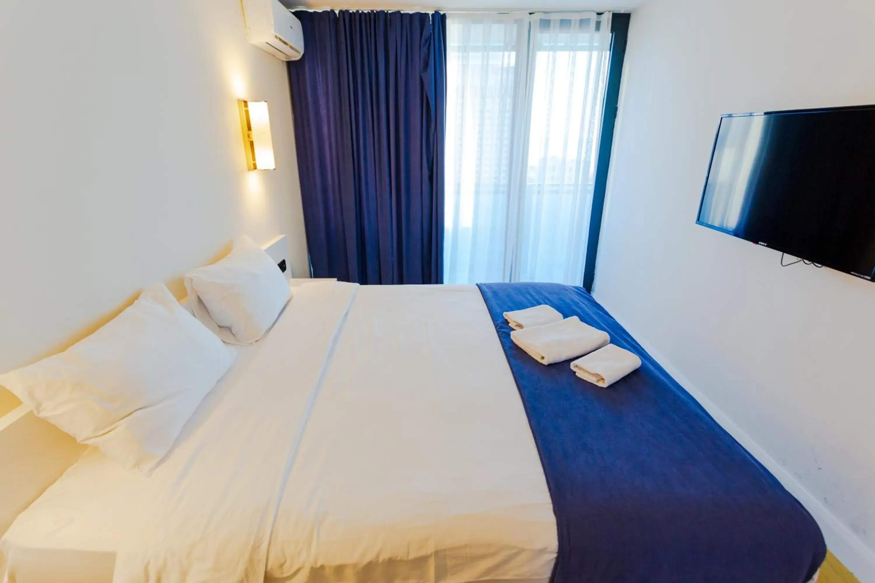 One-Bedroom Apartment with View - single occupancy in Orbi City Hotel One-Bedroom Apartment with View - single occupancy in Orbi City Hotel