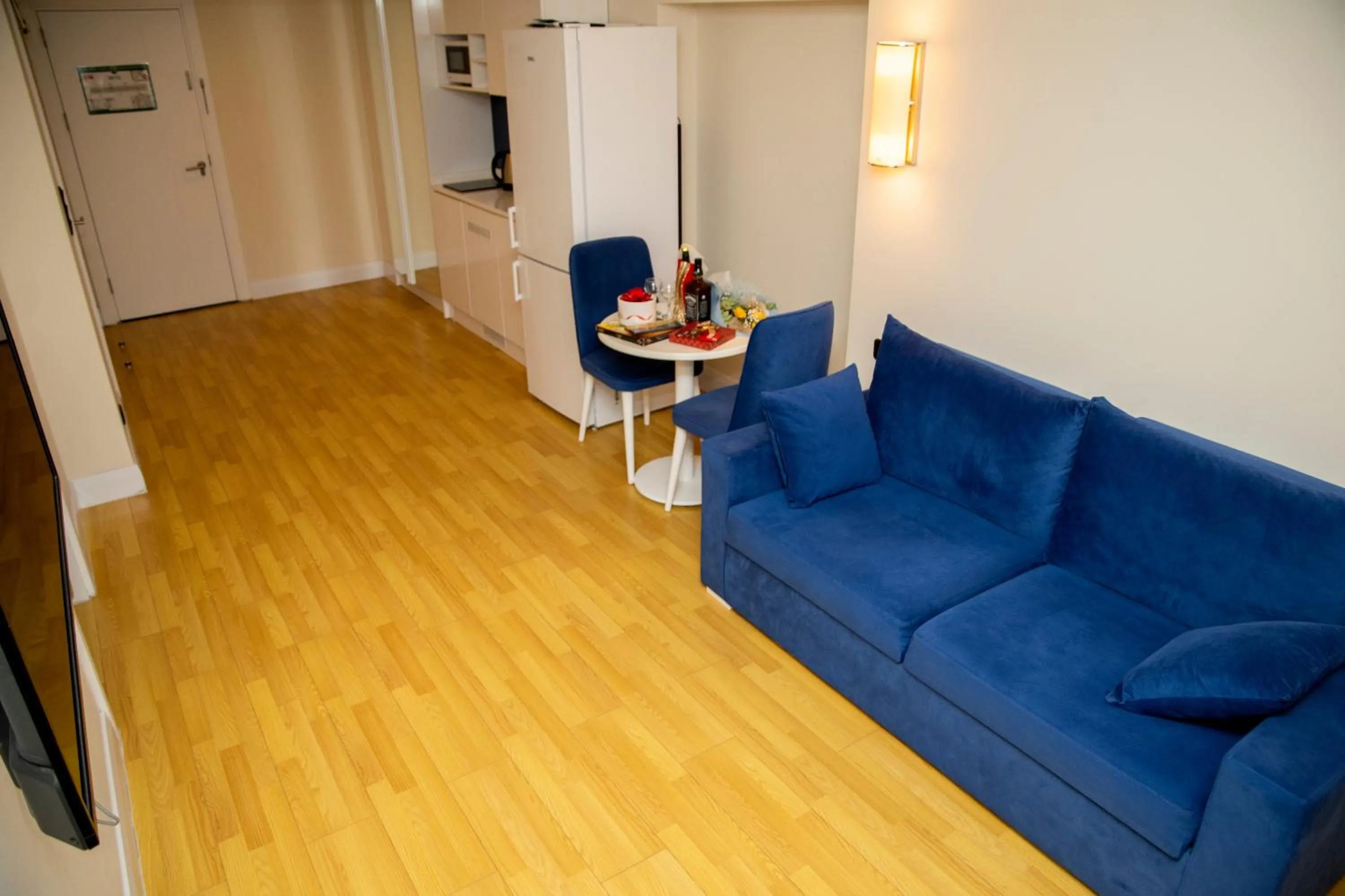 TV and multimedia in Orbi City Hotel