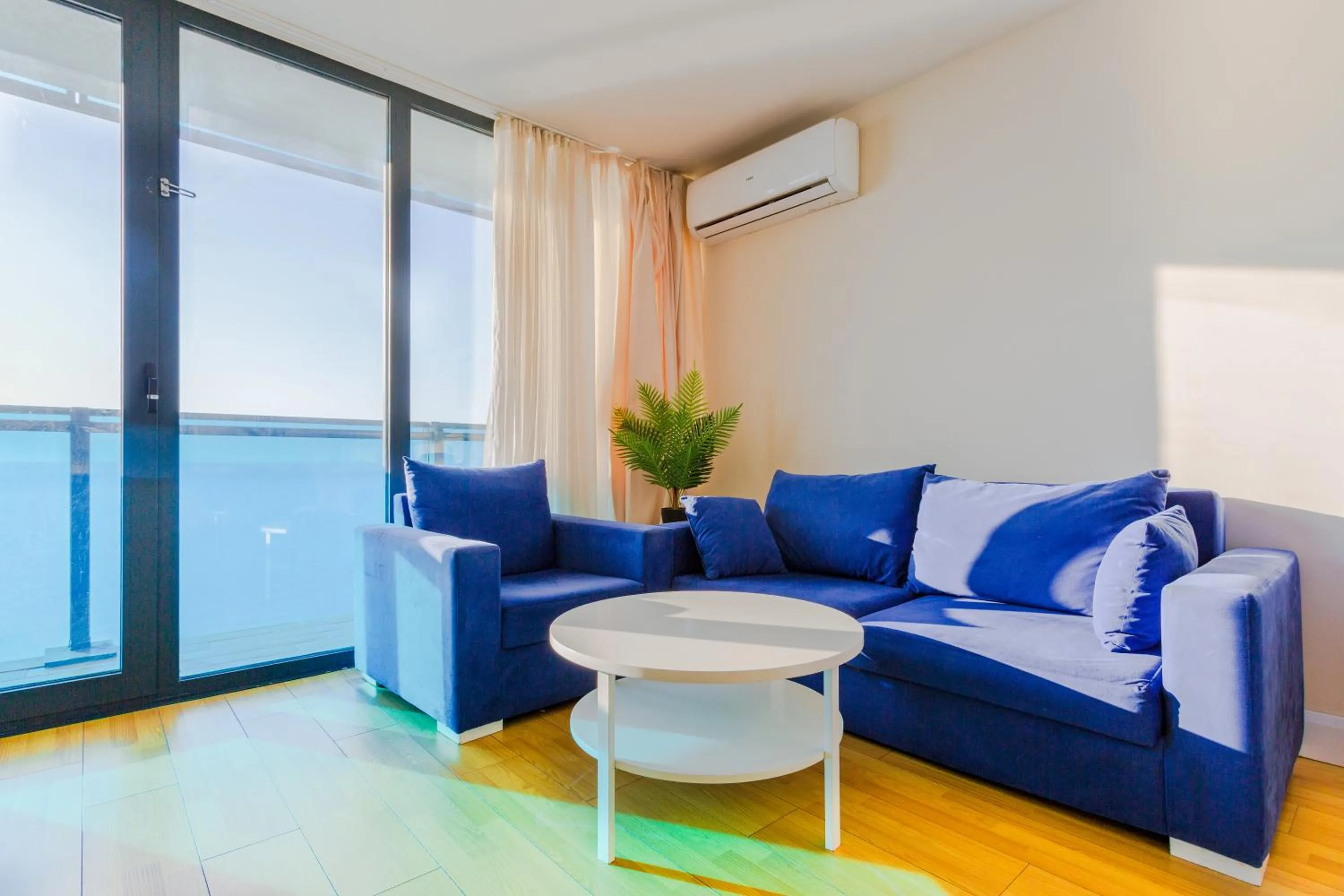 Living room in Orbi City Hotel