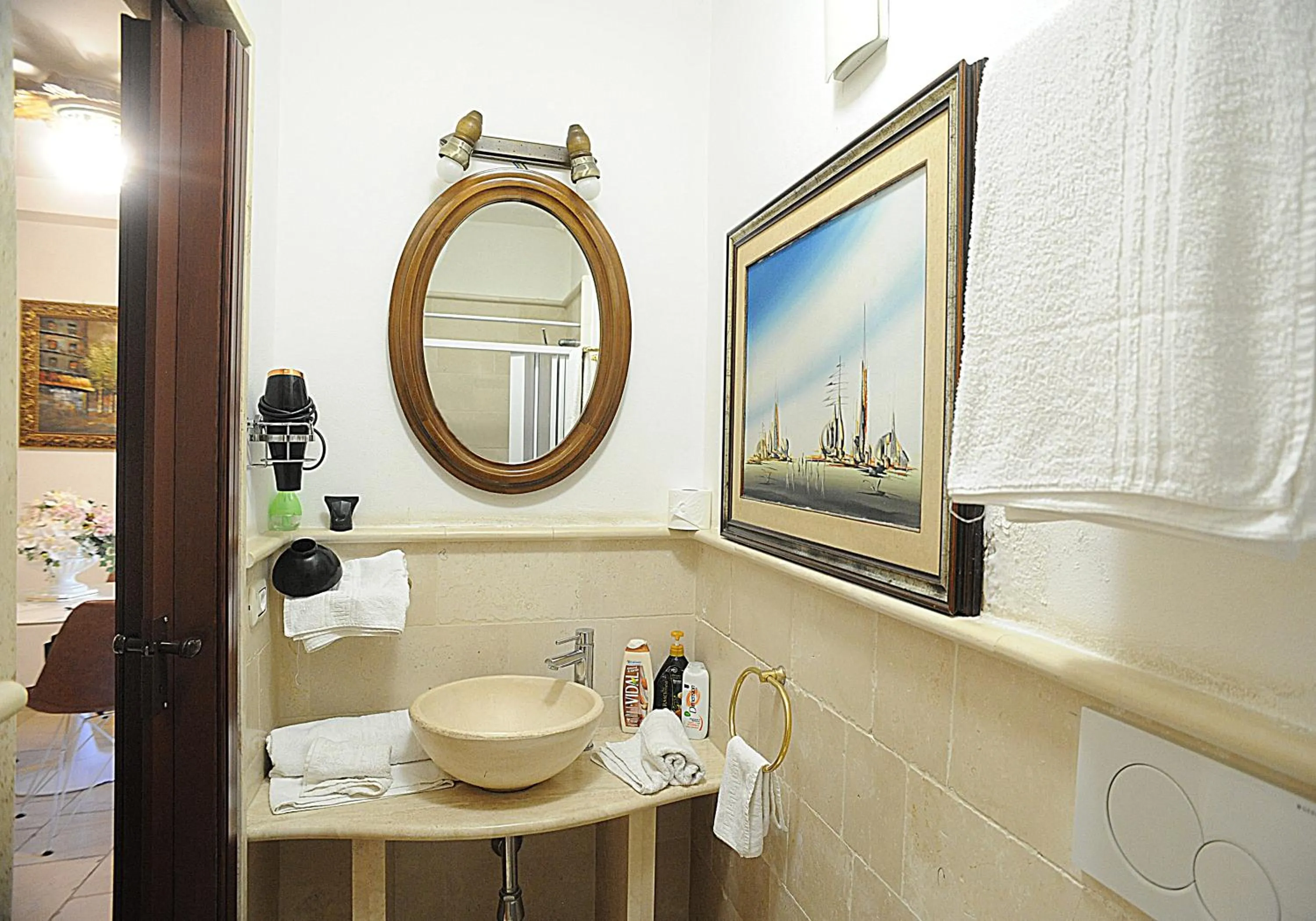 Bathroom in B&B GianLuis