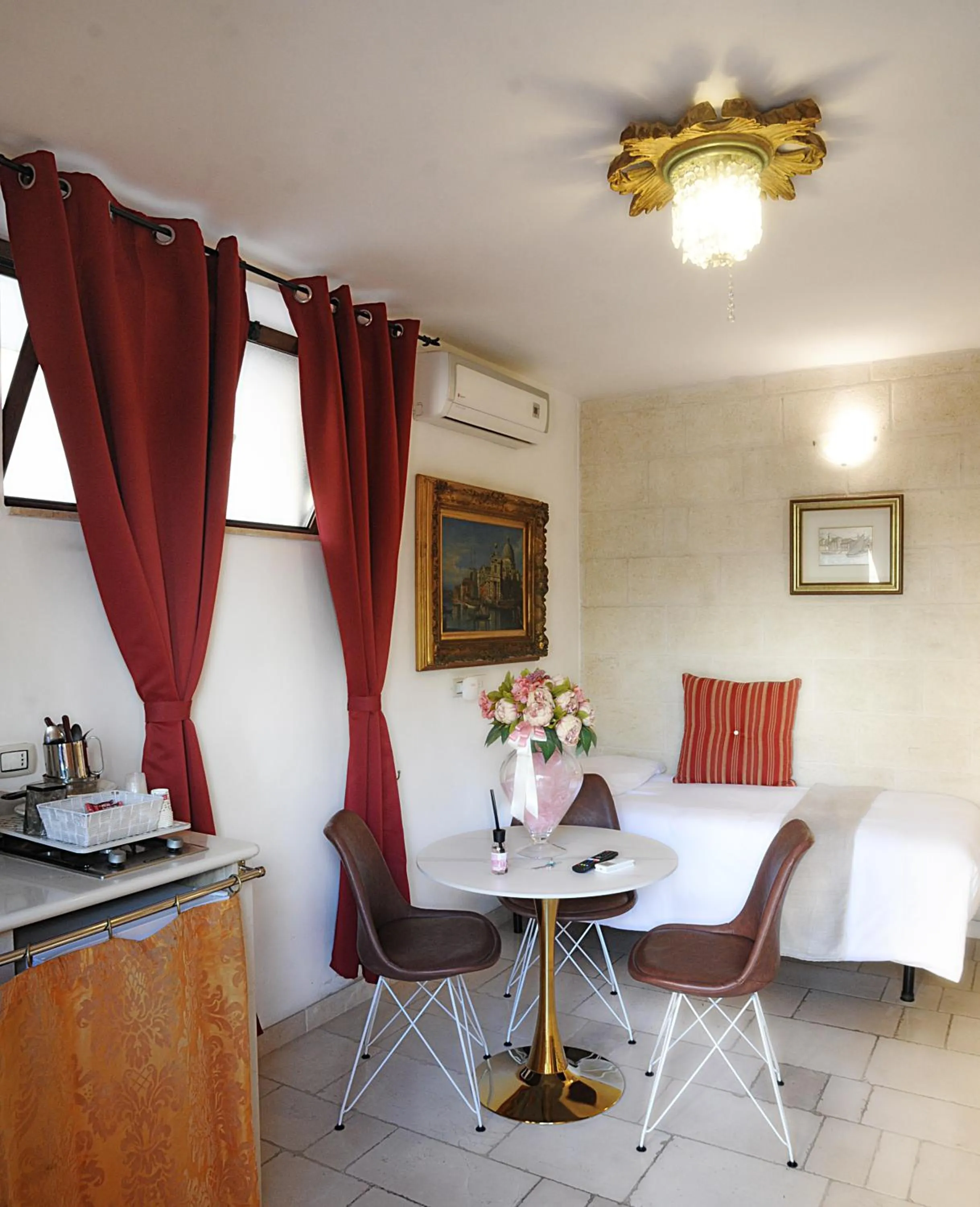 Photo of the whole room in B&B GianLuis