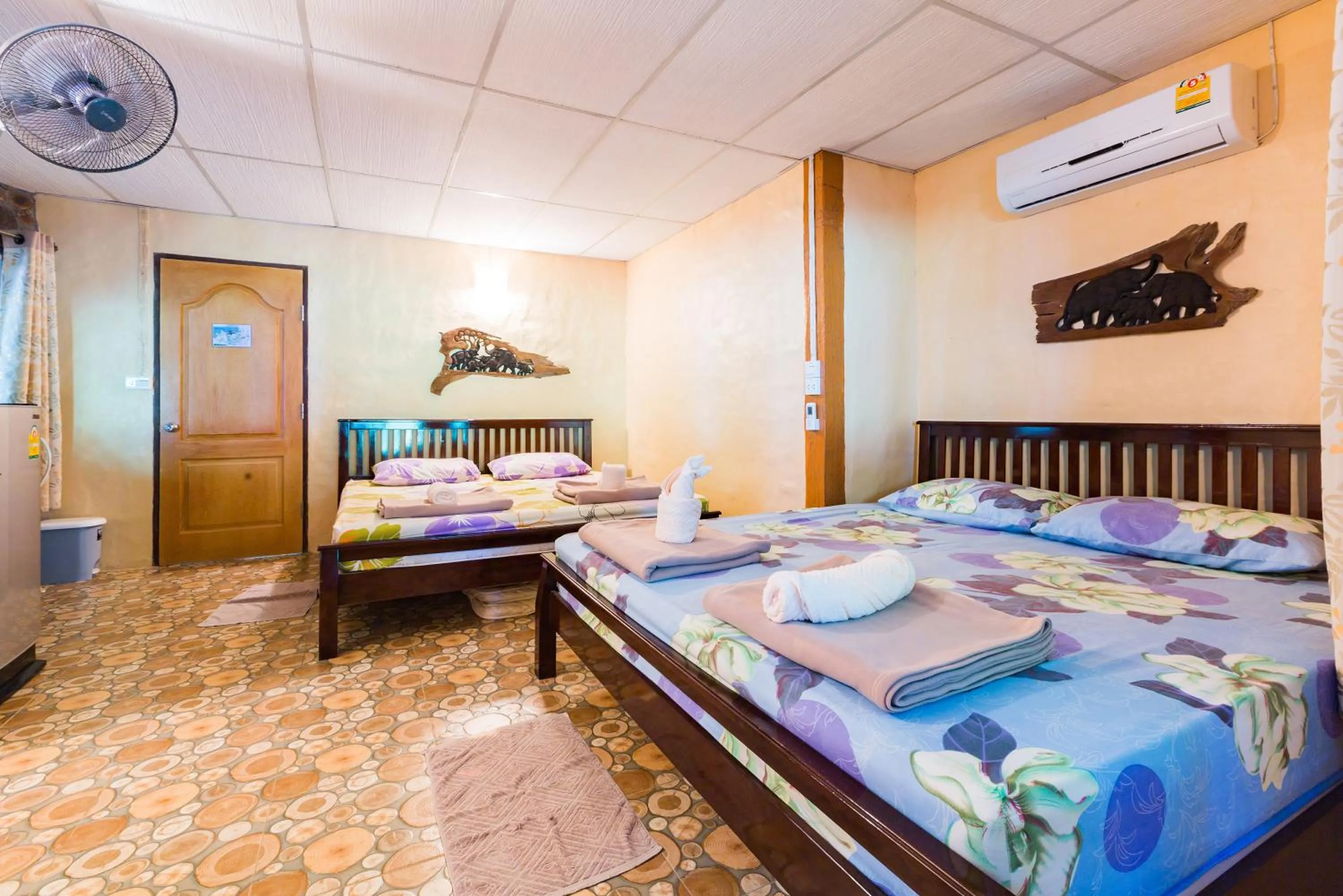 Bed in Baandin Chiewlarn