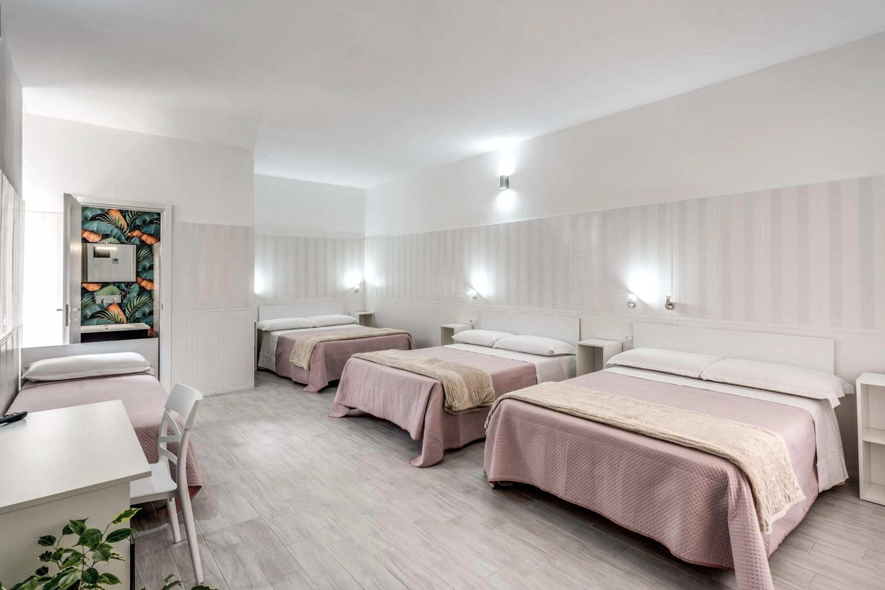 Bedroom, Bed in AltaDomus Roma