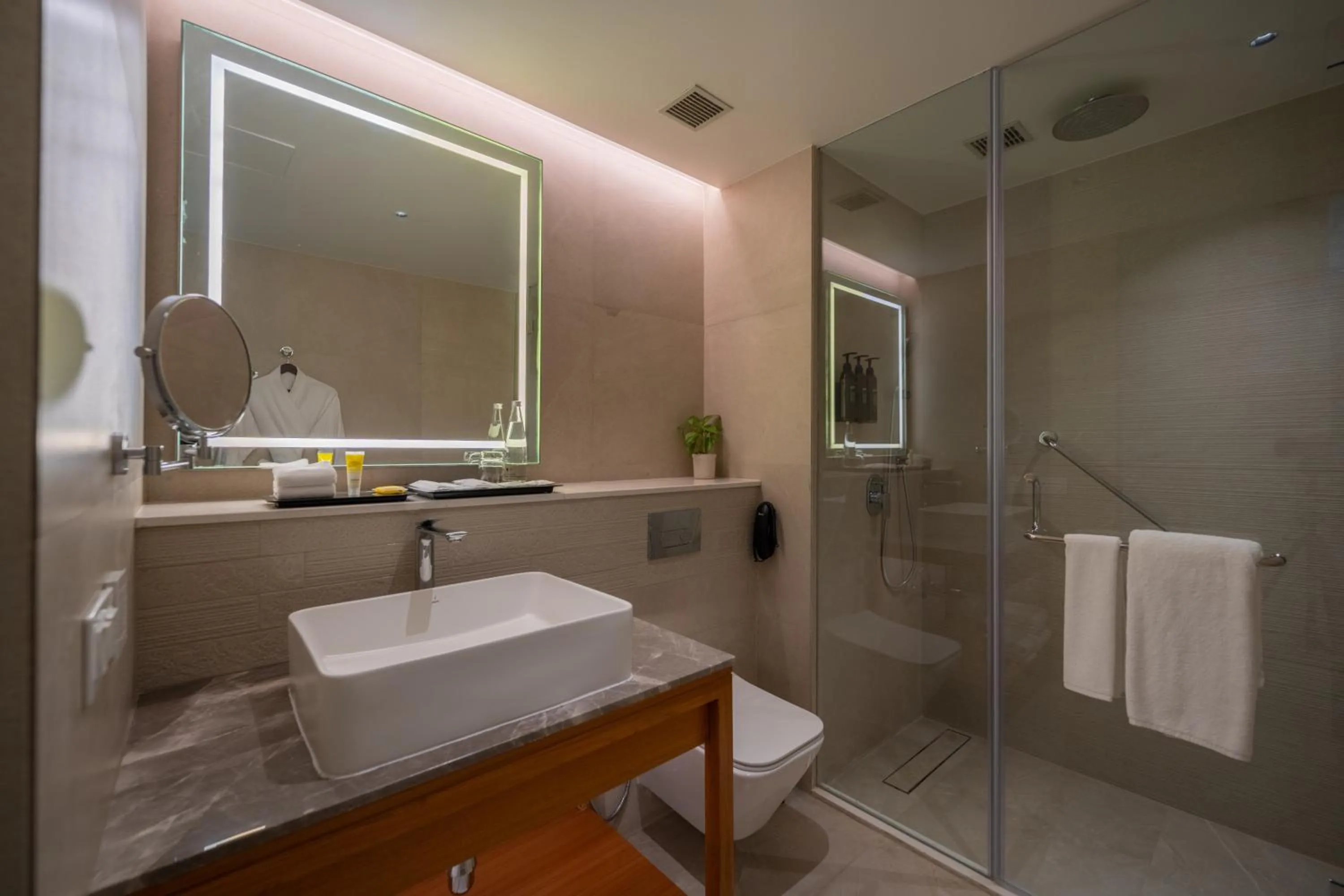 Bathroom in Hyatt Place Gurgaon Udyog Vihar
