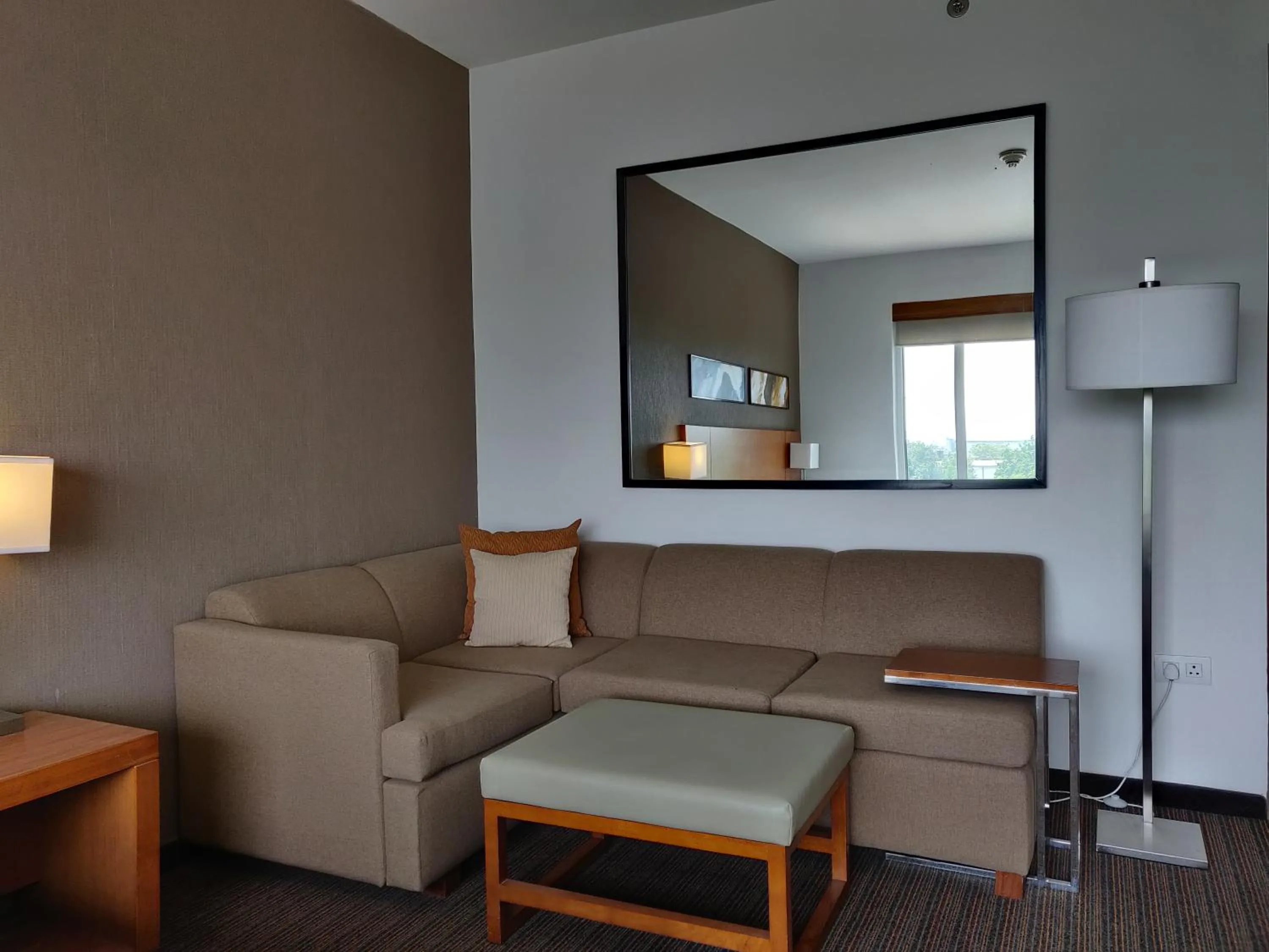 Seating area in Hyatt Place Gurgaon Udyog Vihar