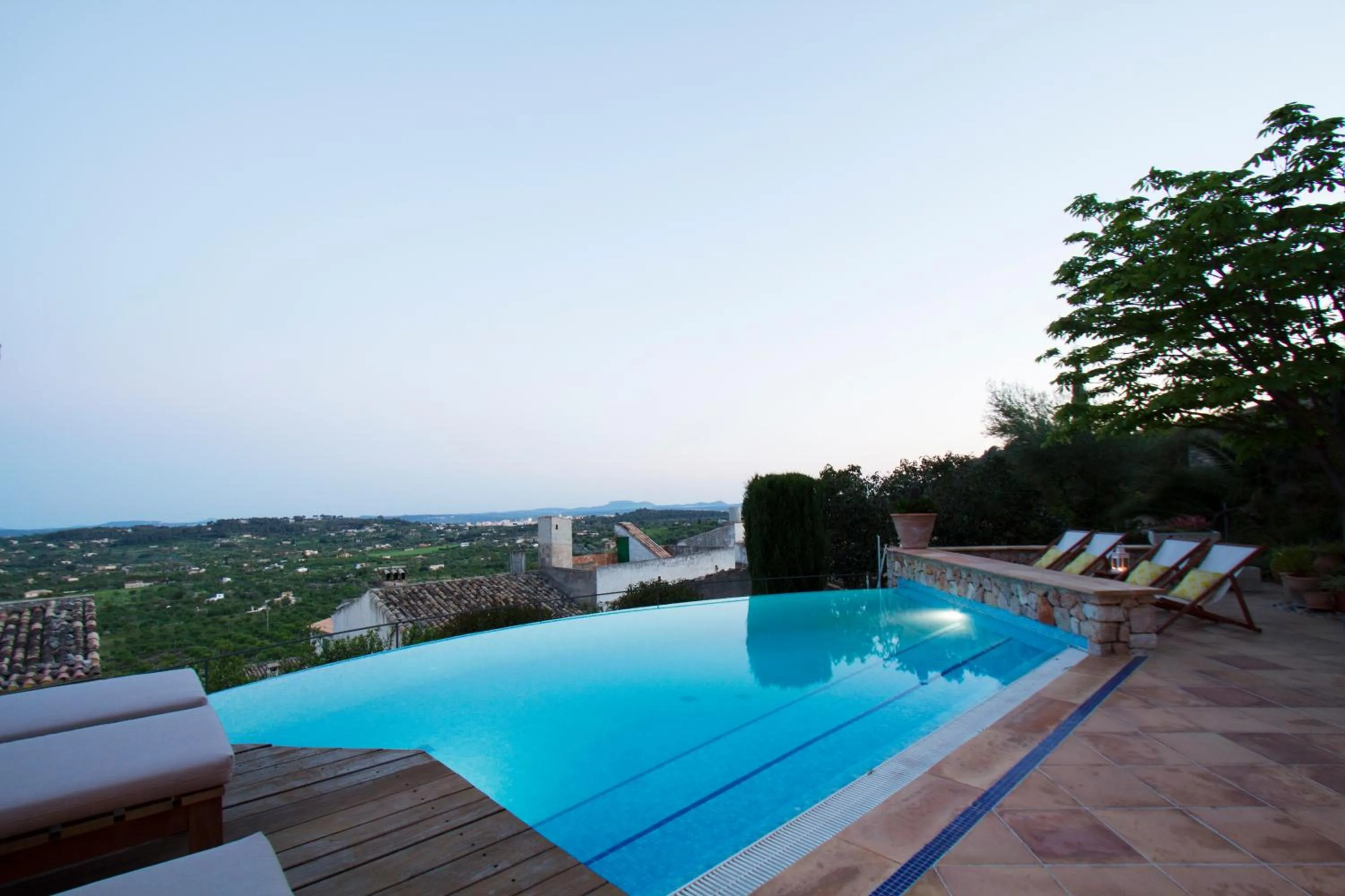 Landmark view in Can Cota Boutique - Turismo de interior